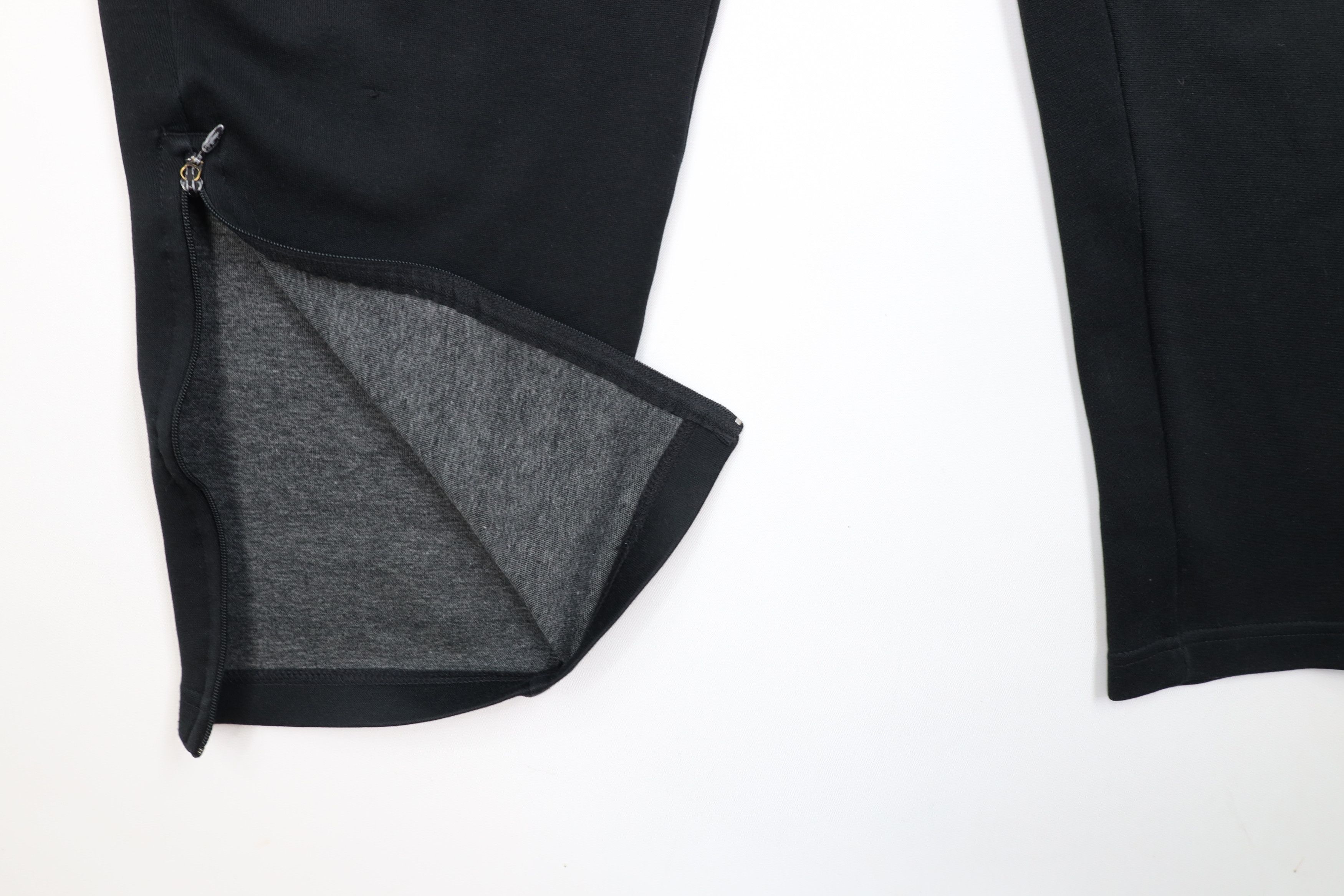 Adidas × Vintage Vintage 90s Adidas Tapered Leg Warm Up Soccer Pants Black Size US 32 / EU 48 - 6 Thumbnail