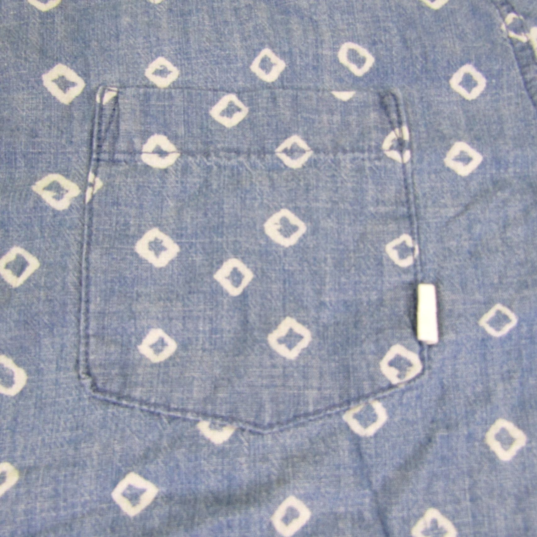 Quiksilver VINTAGE Quiksilver Shirt Mens Large Casual Button-Up Chambray Cotton Short Sleeve Blue 90s Surf Skate Size US L / EU 52-54 / 3 - 3 Thumbnail