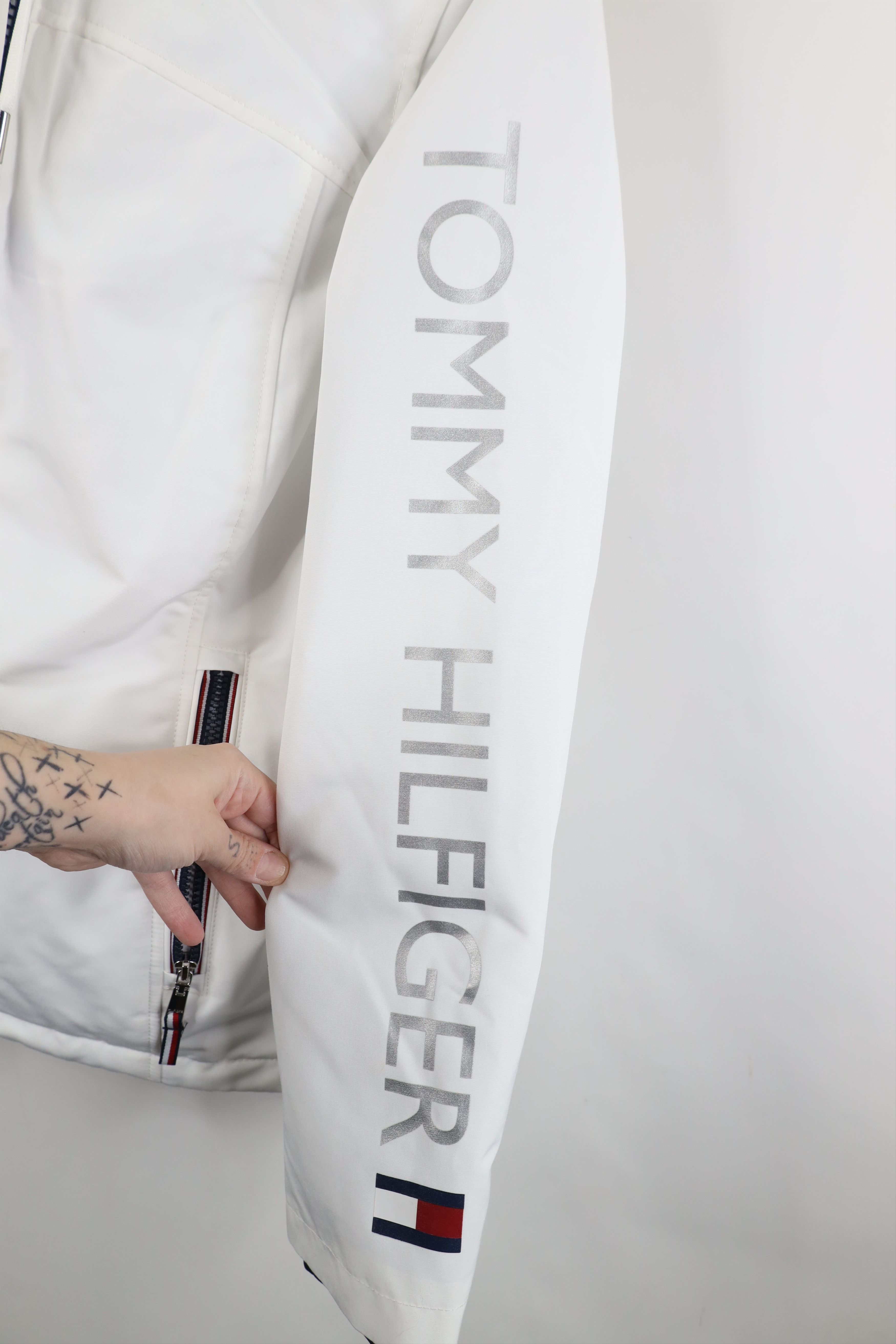 Tommy Hilfiger New Tommy Hilfiger Fleece Lined Full Zip Hooded Jacket White Size L / US 10 / IT 46 - 4 Thumbnail