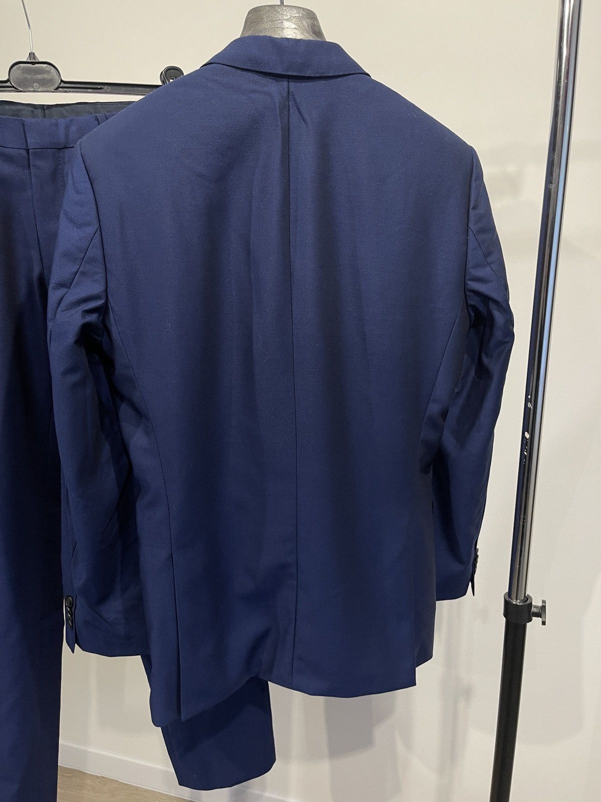 Hugo Boss Hugo Boss classic suit blue blazer trousers 36R Size 36R - 3 Thumbnail