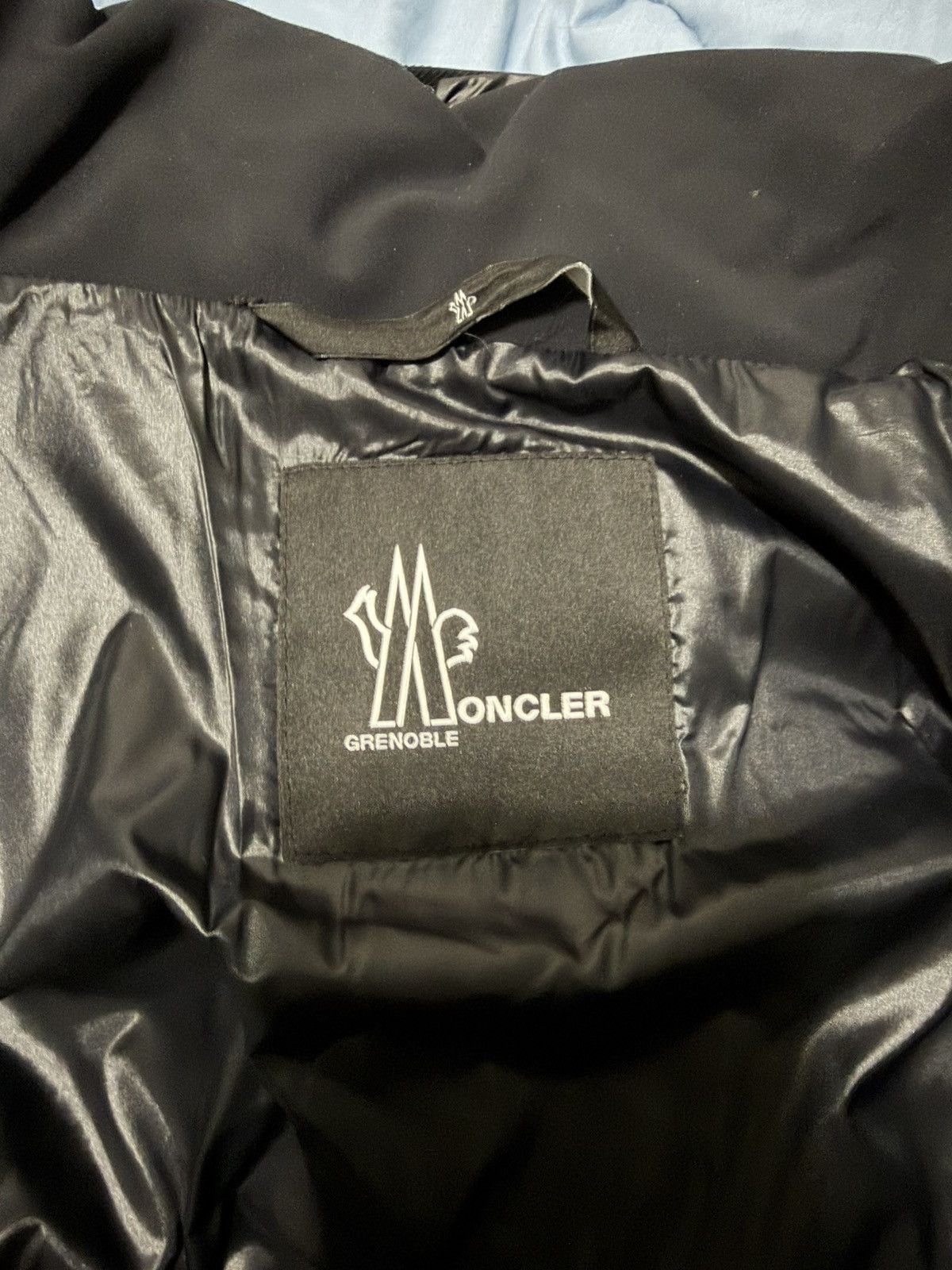 Moncler Moncler Grenoble Montgetech Short Down Jacket Size 3 (Large) Size US L / EU 52-54 / 3 - 7 Thumbnail