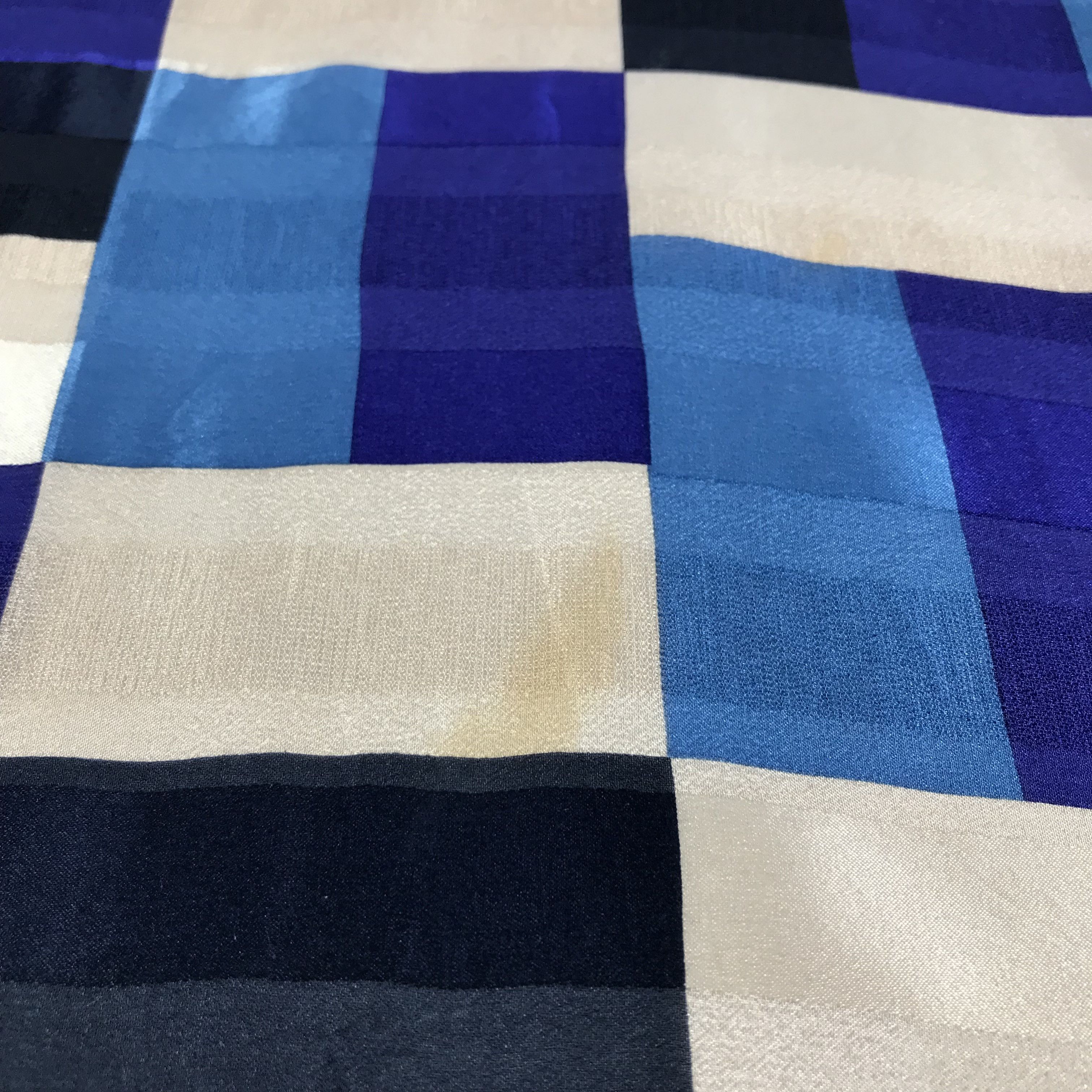 Vintage Philippe Venet Slit Thread Checkered Silk Scarf M209 Size ONE SIZE - 5 Thumbnail