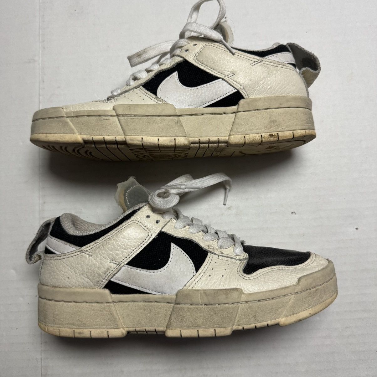 Nike Nike (DD6620-001) Dunk Disrupt Low Ivory, Black, White Size US 8.5 / EU 41-42 - 2 Thumbnail