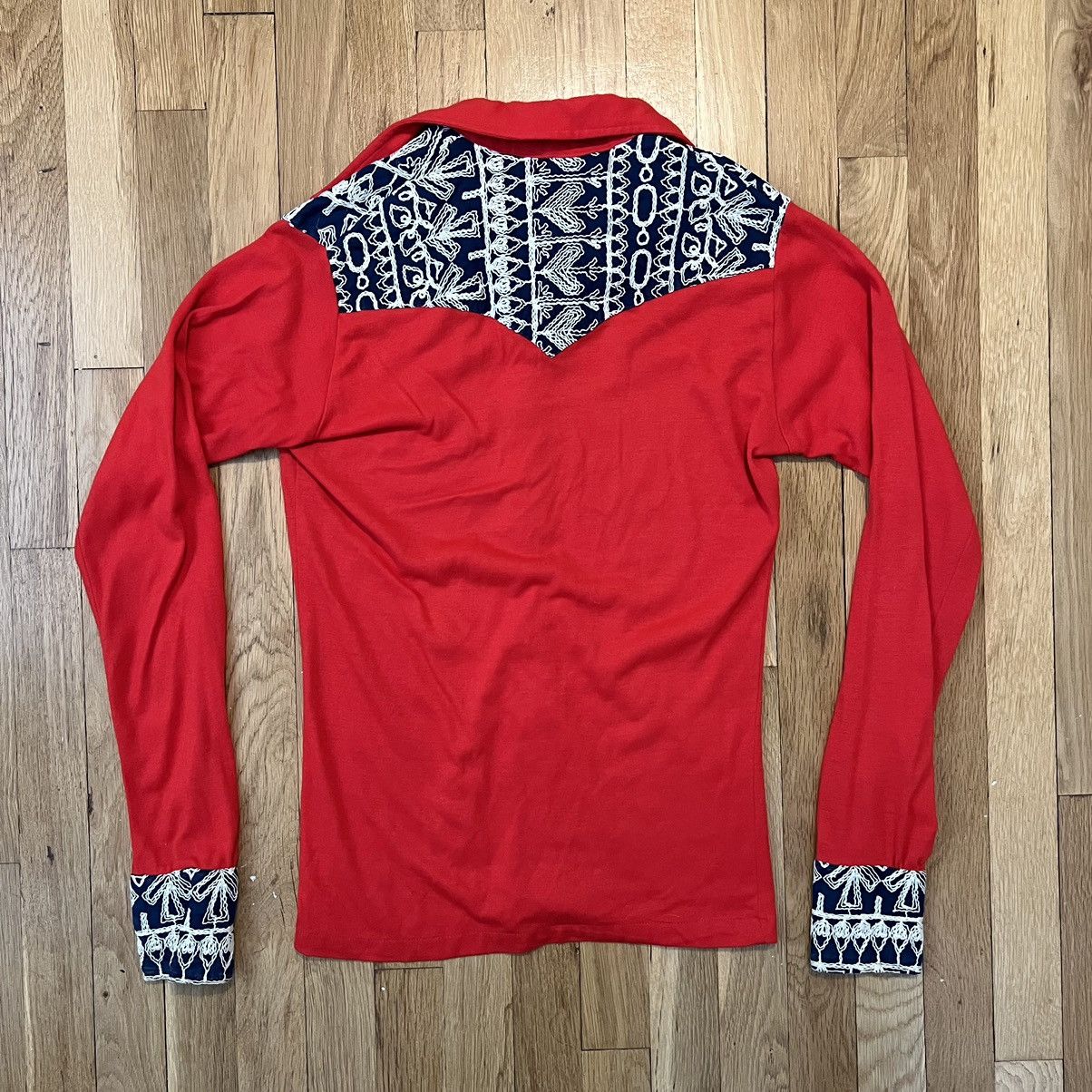 Vintage Vintage Dagger Shirt Mens Small Western Pearl Button Up Red Size US S / EU 44-46 / 1 - 5 Thumbnail