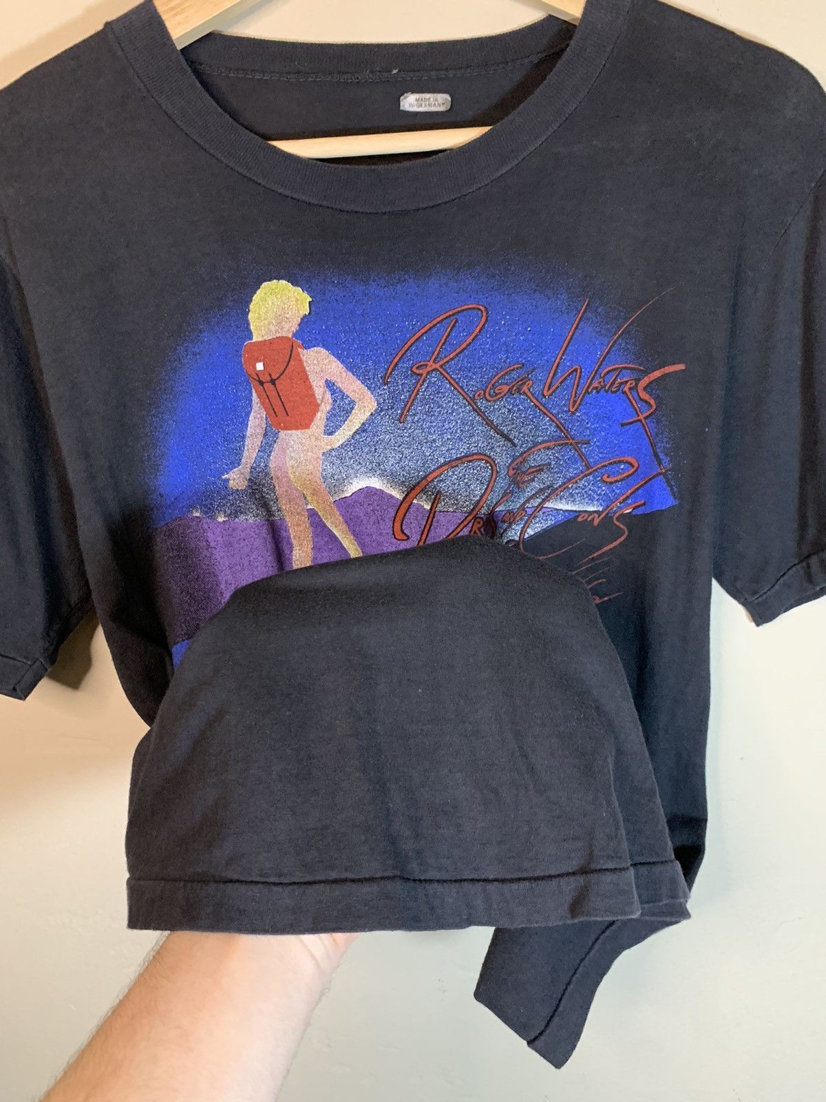 Band Tees × Pink Floyd × Vintage RARE* Vintage 1984 Roger Waters Pros Cons Hitch Hiking Shirt Size US L / EU 52-54 / 3 - 6 Thumbnail