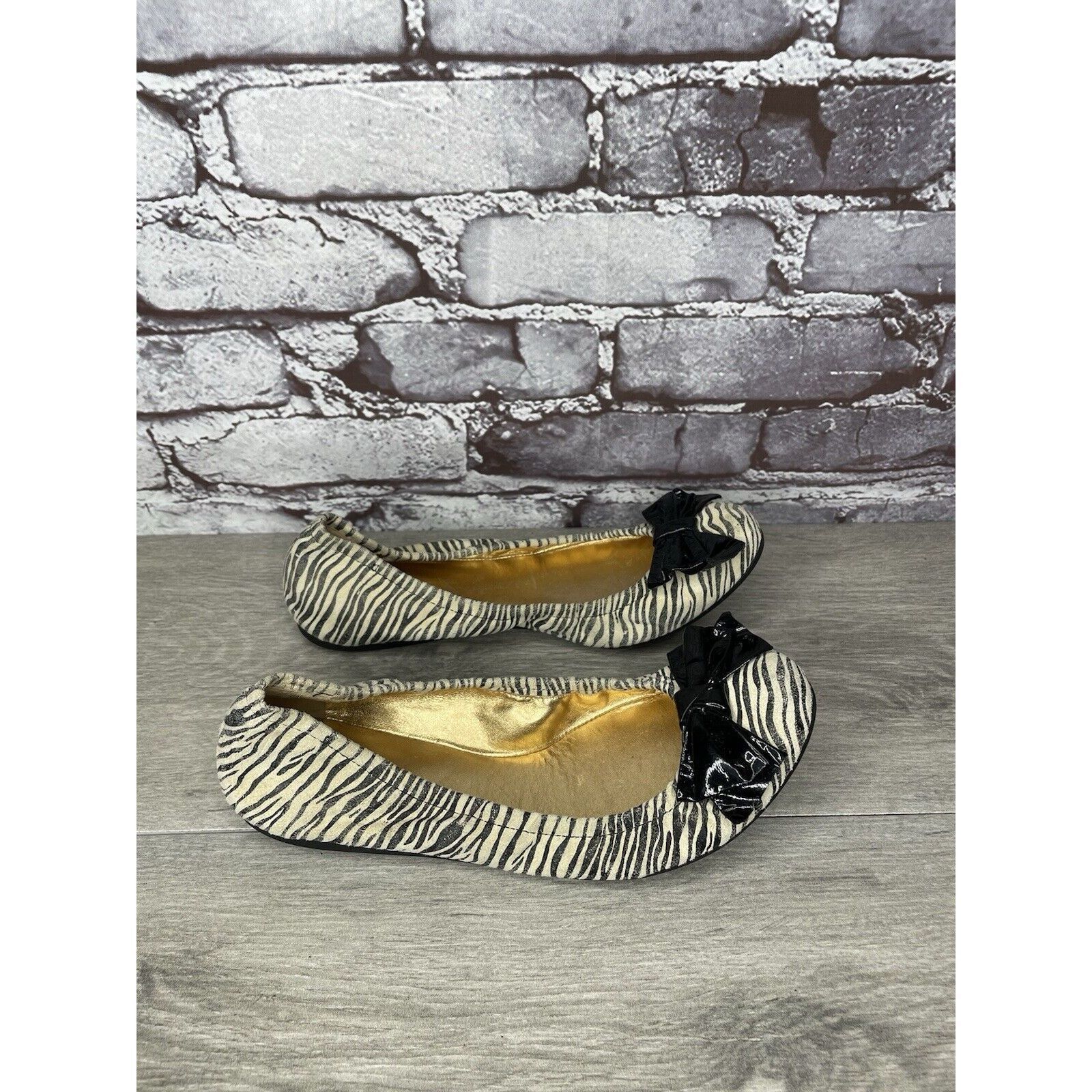 Kate Spade Kate Spade Zebra Print Ivory Black Stripe Patent Bow Ballet Size US 8 / IT 38 - 12 Thumbnail