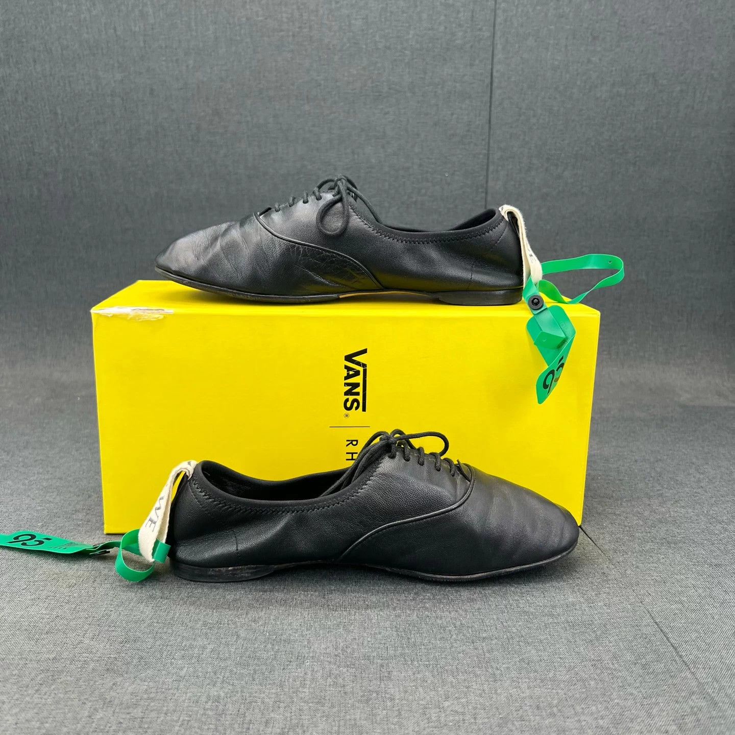Loewe Loewe Black Leather Flat 37 New Re-soled With Box Size US 6 / IT 36 - 2 Thumbnail