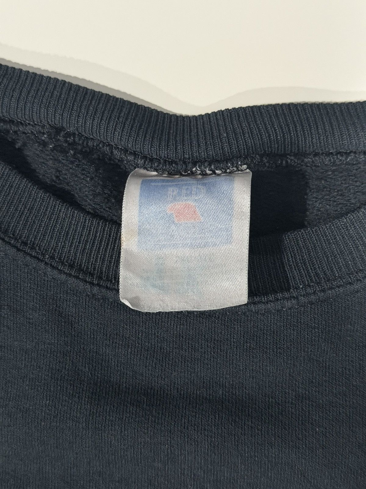 Vintage 1980s Vintage Faded Grunge Blank Cropped Sweatshirt XXL Size US XXL / EU 58 / 5 - 7 Thumbnail