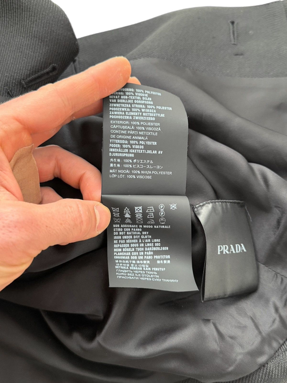 Prada 2023 Cropped Triangle Logo Jacket Size US M / EU 48-50 / 2 - 15 Thumbnail