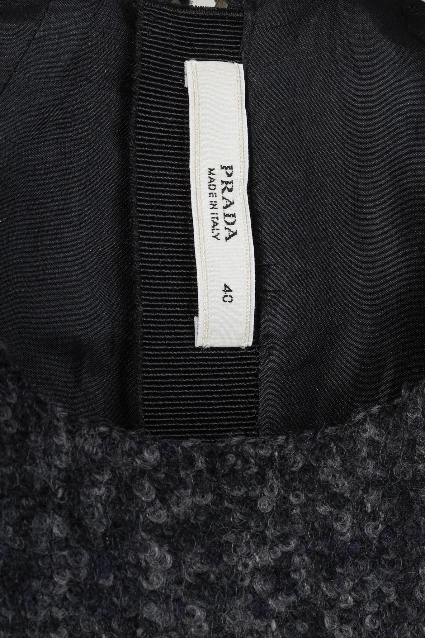Prada Prada 2009 Grey Tweed Belted Cap-Sleeve Knee-Length Dress Size S / US 4 / IT 40 - 4 Thumbnail