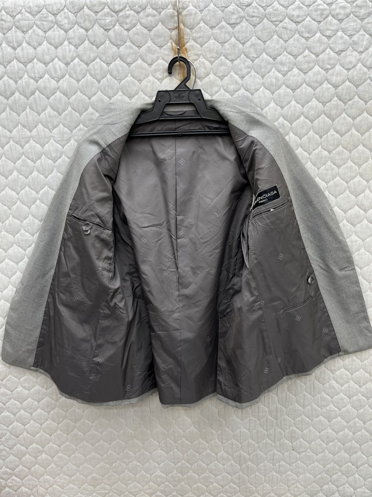 Balenciaga 🔥🔥🔥STEALS BALENCIAGA PARIS Size US S / EU 44-46 / 1 - 7 Thumbnail