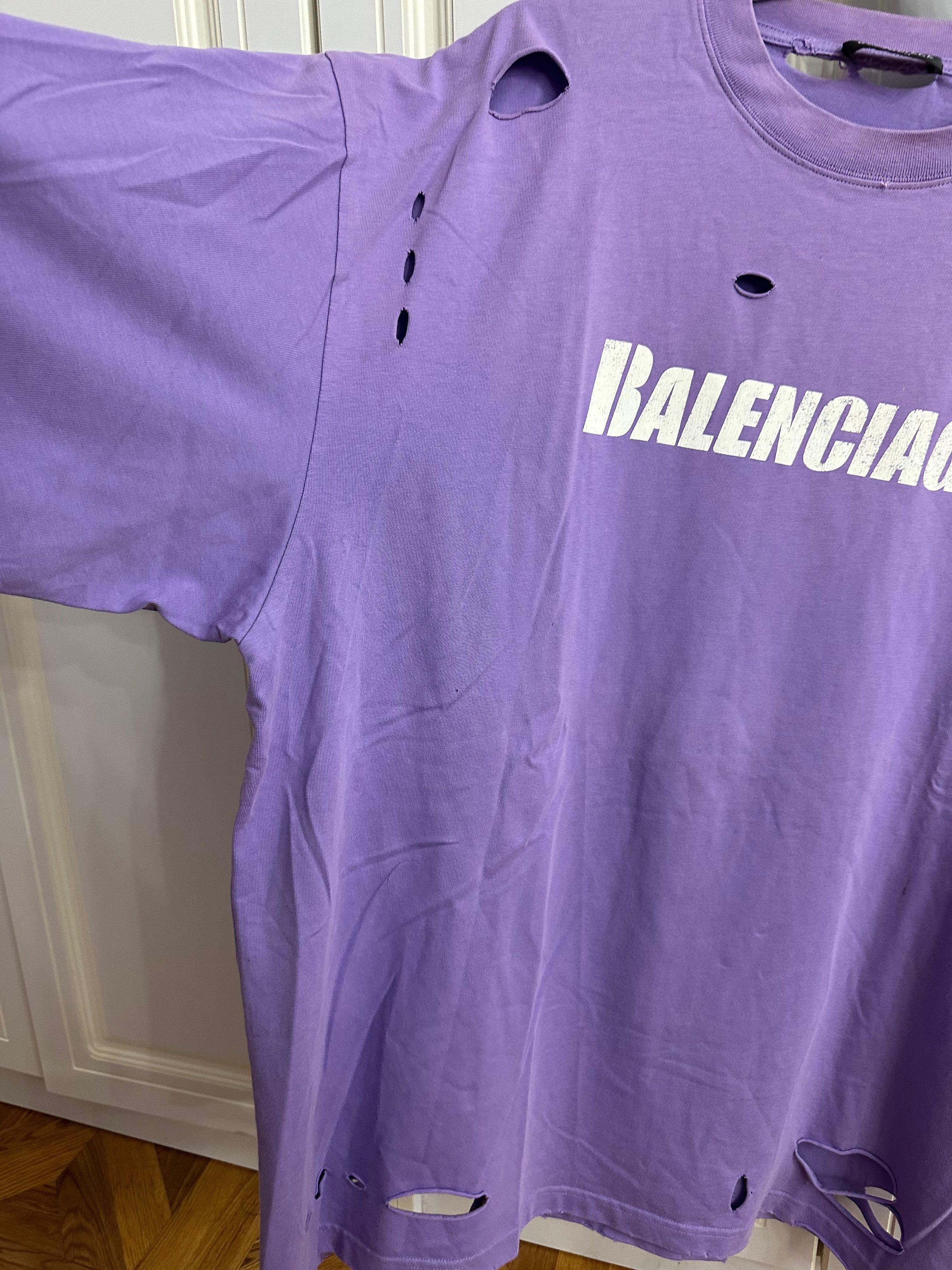 Balenciaga CC000013 Balenciaga Logo Destroyed T-Shirt in Purple Size US L / EU 52-54 / 3 - 3 Thumbnail