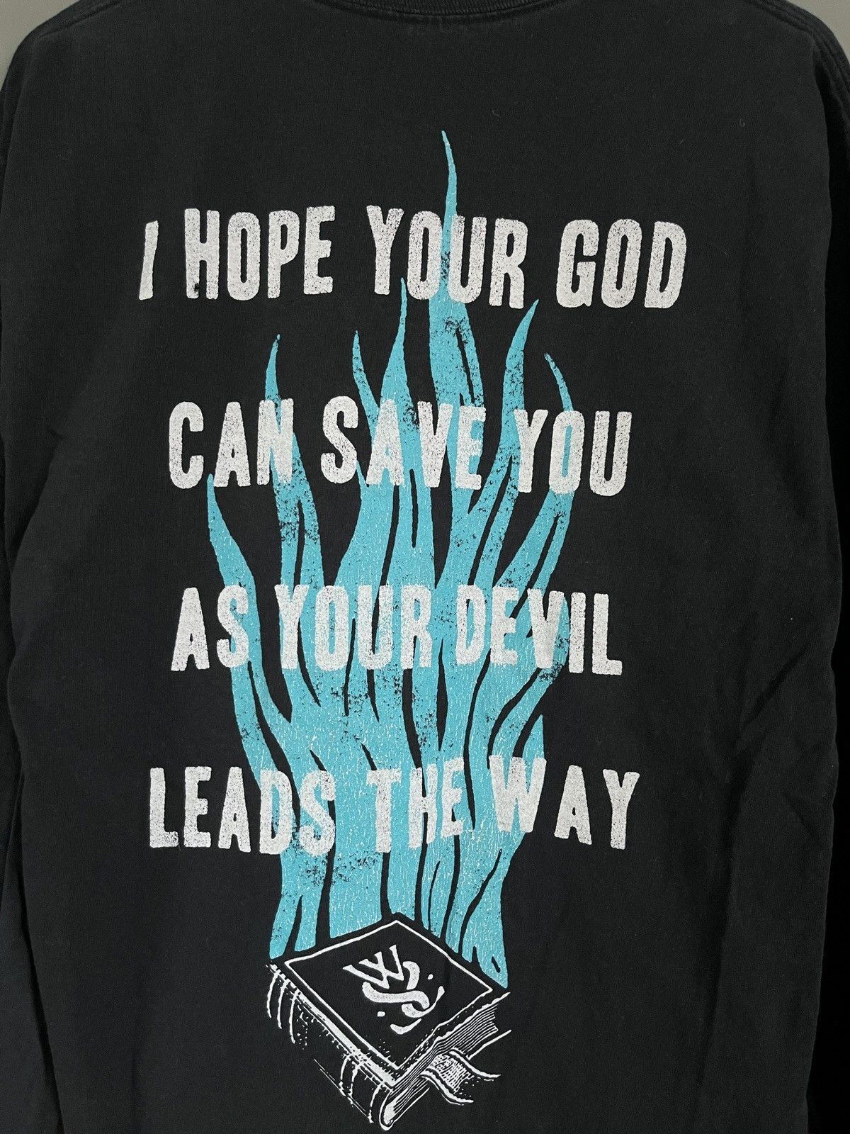 Band Tees While She Sleeps You Are We Long Sleeve Size US L / EU 52-54 / 3 - 6 Thumbnail