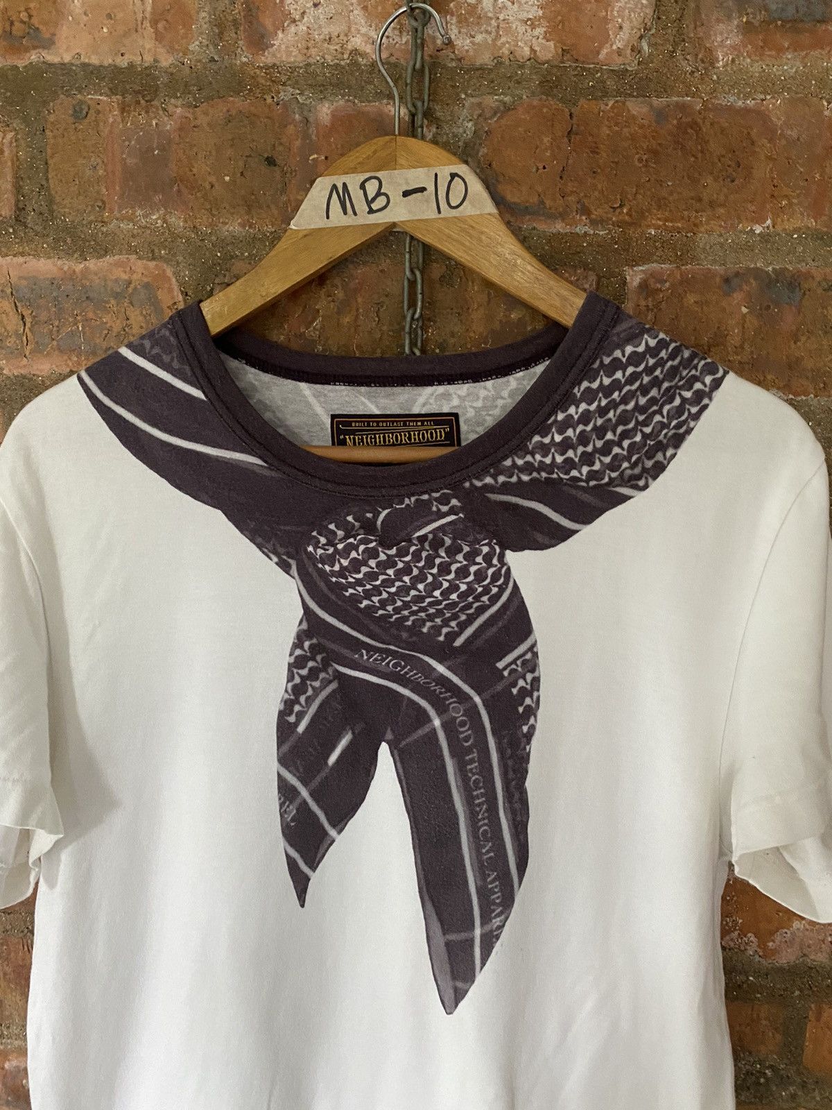 Neighborhood 2000s NHBH Shemagh hamas trompe l'oeil tee Size US M / EU 48-50 / 2 - 3 Thumbnail