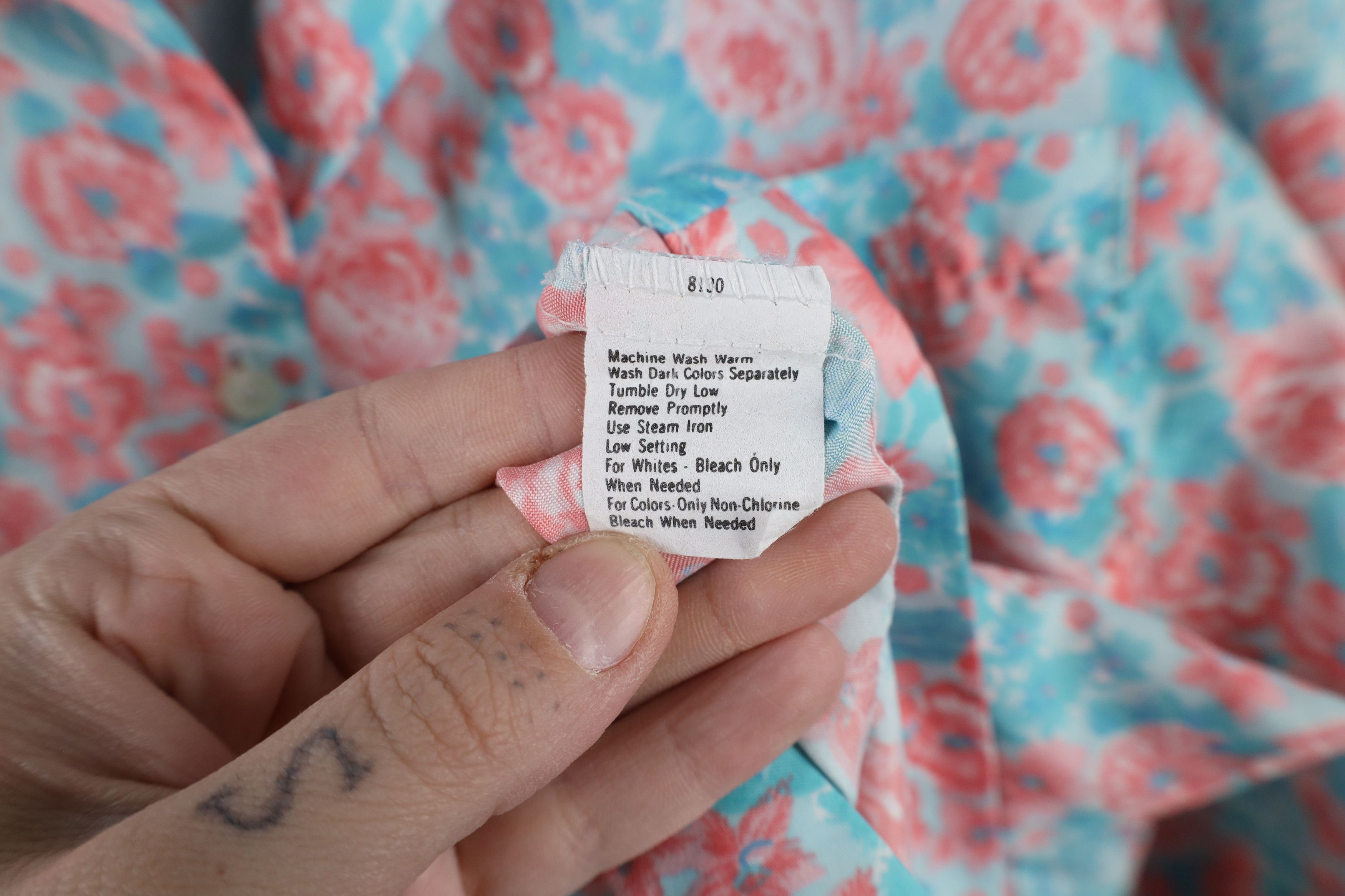 Vintage Vintage 70s Streetwear Over Print Collared Button Shirt USA Size L / US 10 / IT 46 - 8 Thumbnail