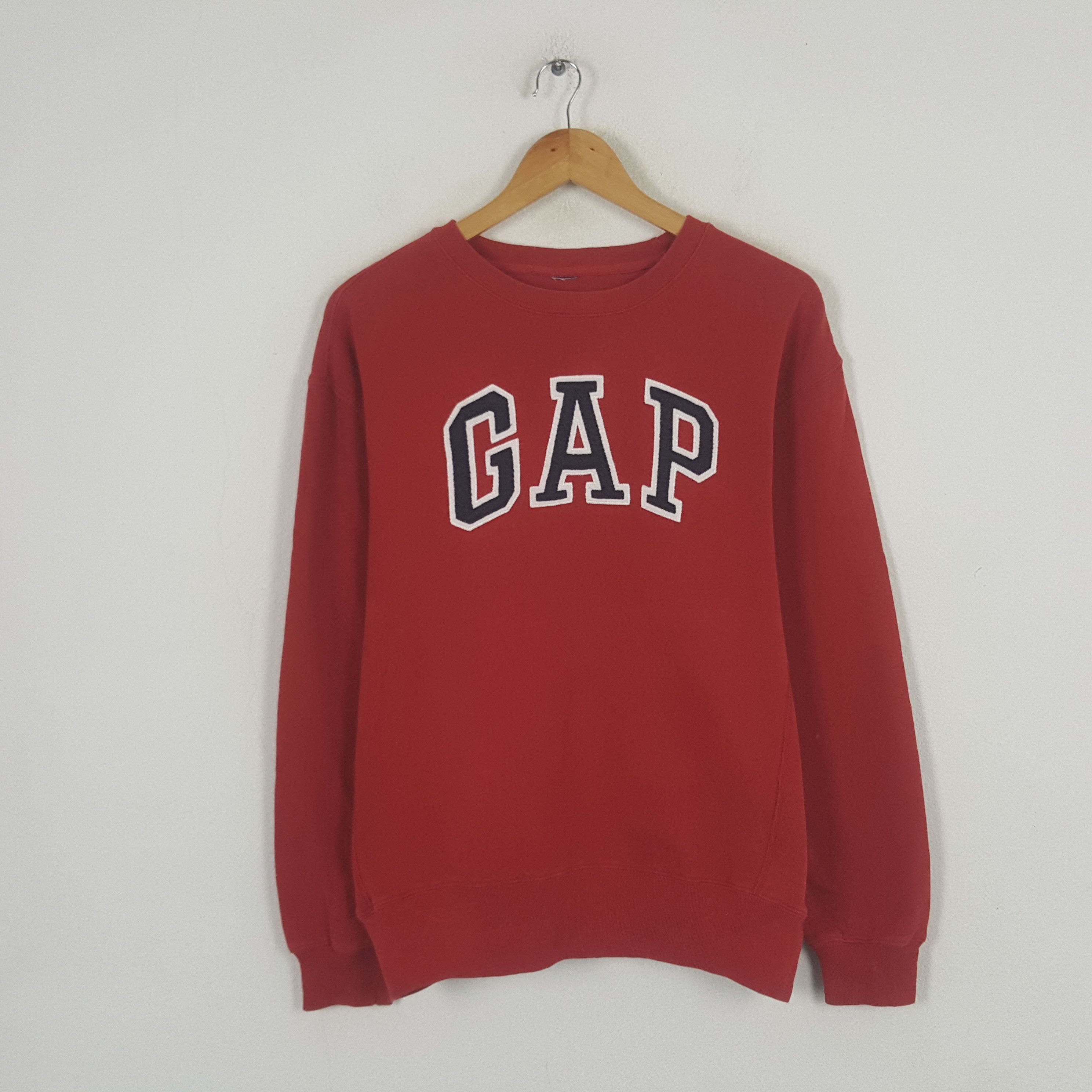Gap × Vintage Vintage Gap American Streetwear Sweatshirt C288N17 Size US M / EU 48-50 / 2 - 1 Thumbnail