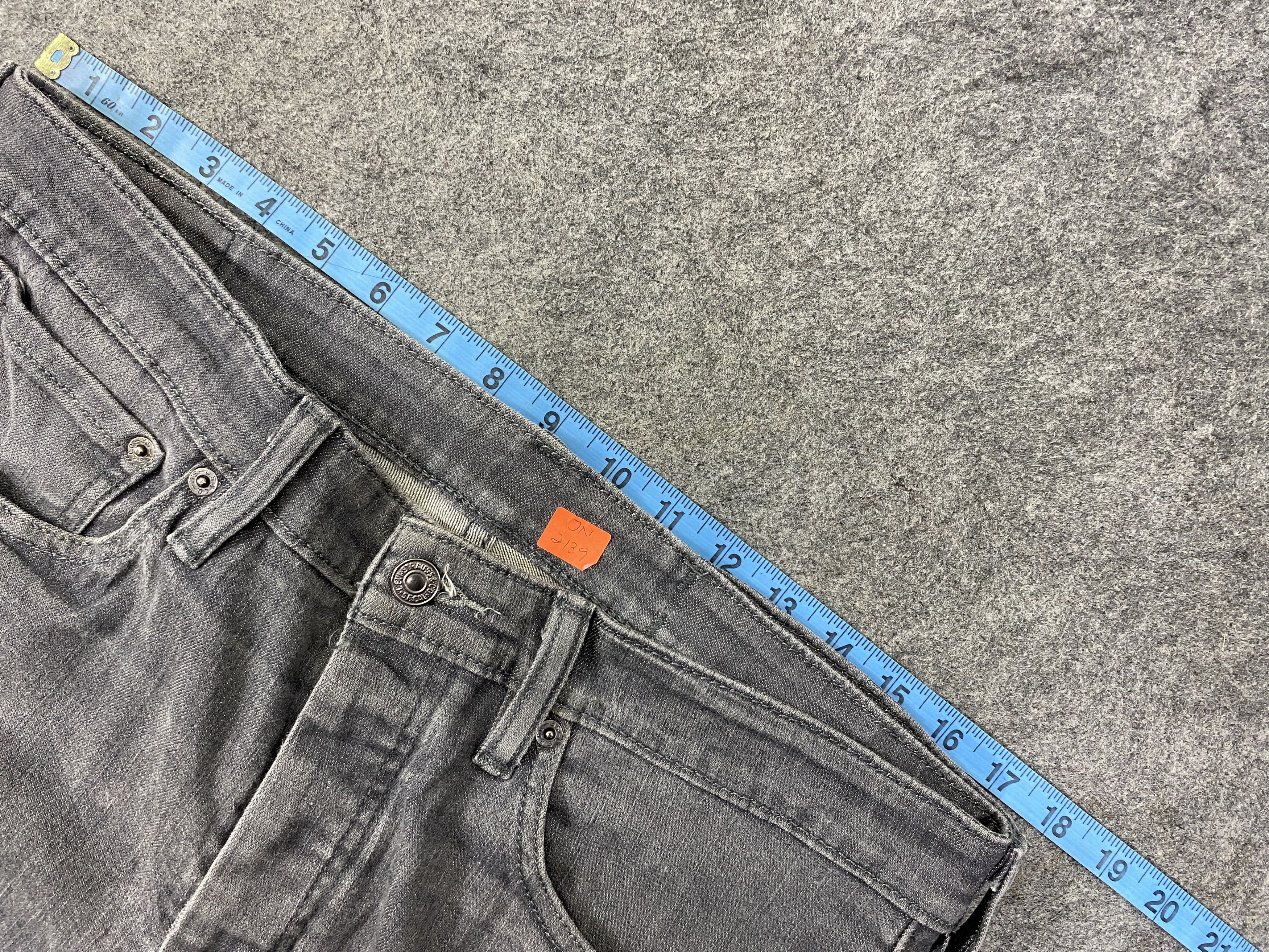 Levi's Grey Vintage Levi's 511 Jeans 35x30 Denim -JN2139 Size US 35 - 5 Thumbnail