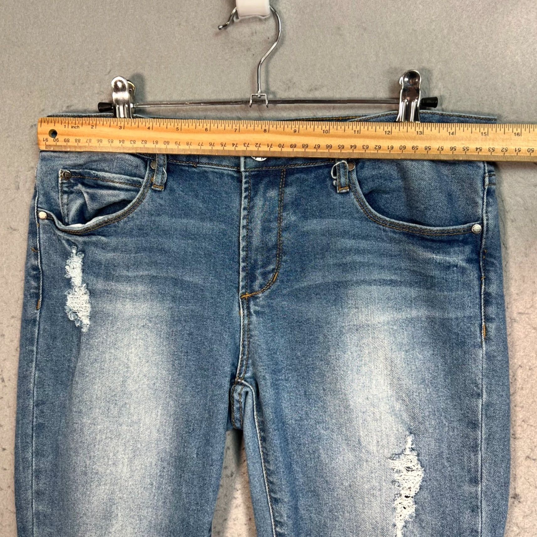 Vintage Articles Of Society Jeans Distressed Light Wash Skinny Size 29 Cotton Blend Size 29" - 6 Thumbnail