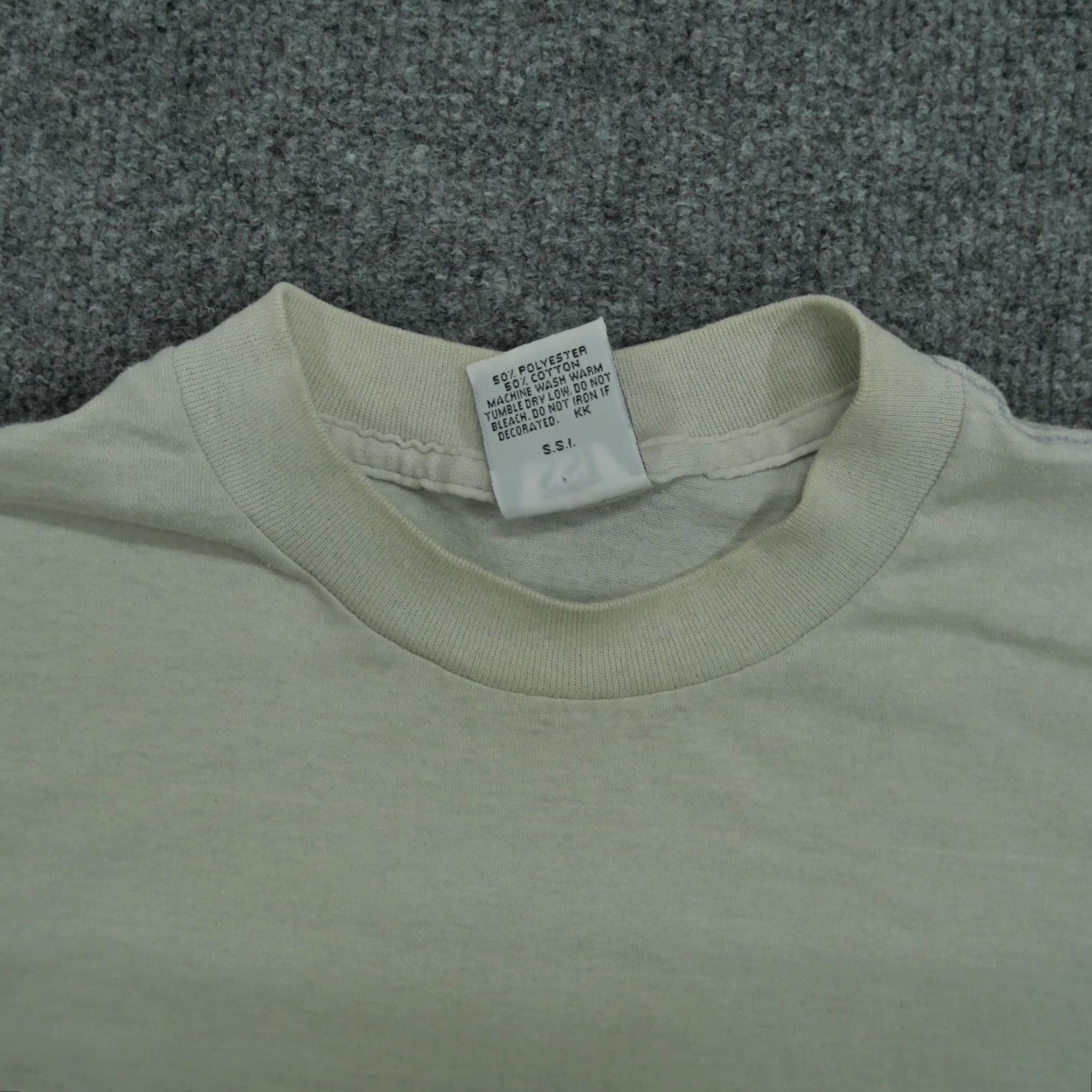Vintage VINTAGE Dad T Shirt Adult Large Grey Newspaper Lost & Found Mens 90s Size US L / EU 52-54 / 3 - 4 Thumbnail