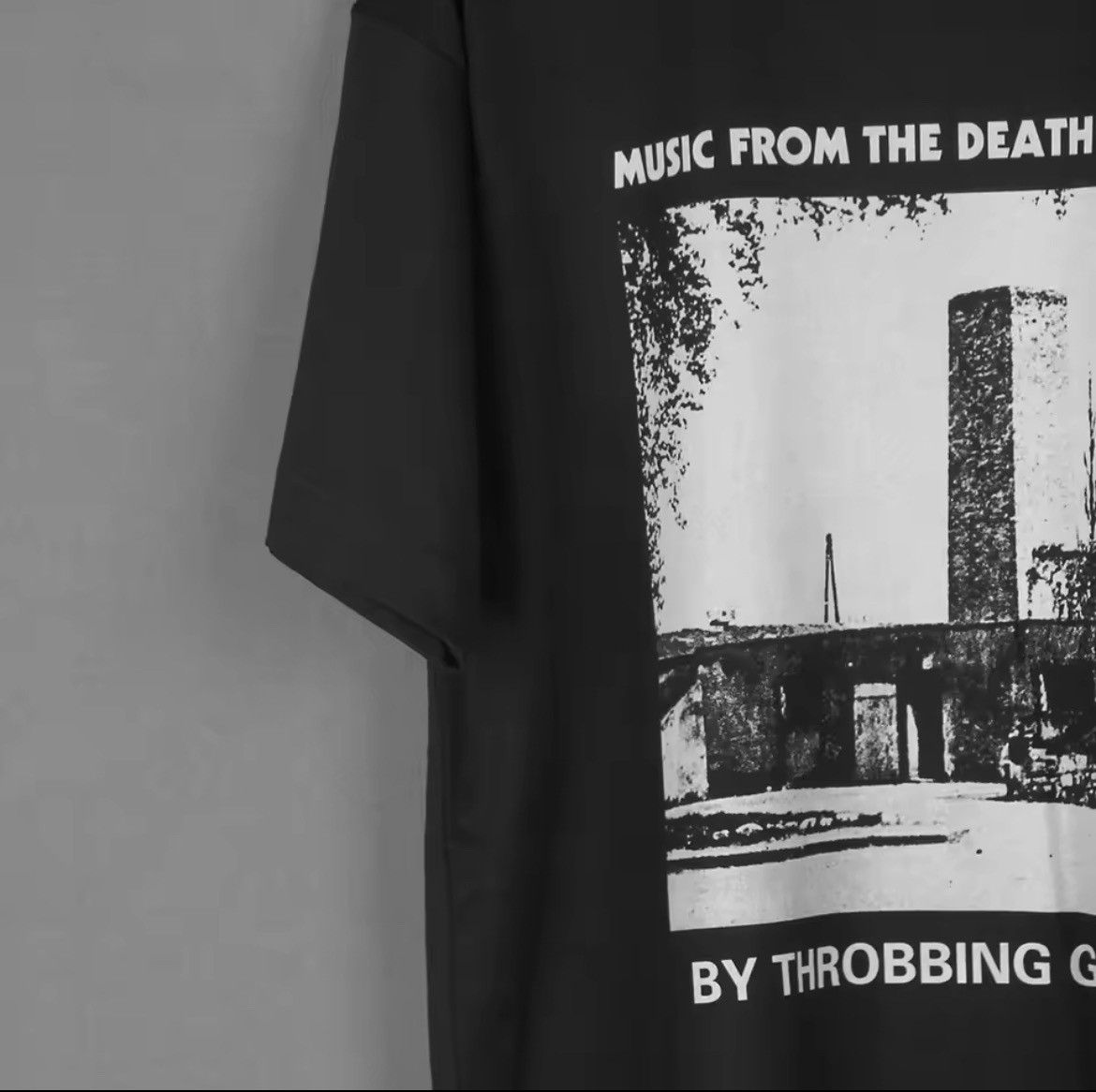 Vintage Throbbing Gristle Graphics Printed Short Sleeve Shirt Size US M / EU 48-50 / 2 - 2 Thumbnail