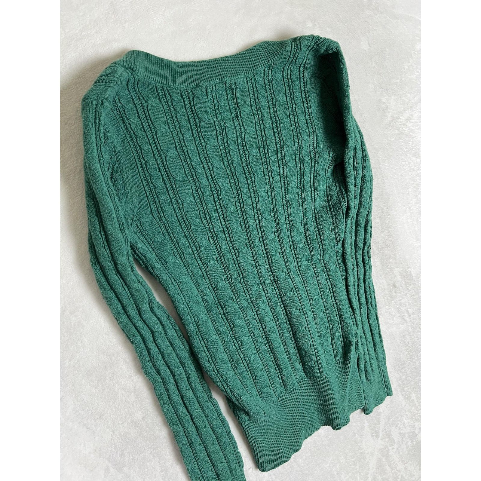 American Eagle Outfitters American Eagle Outfitters Sweater Women M Green Cable Knit V Size M / US 6-8 / IT 42-44 - 7 Thumbnail
