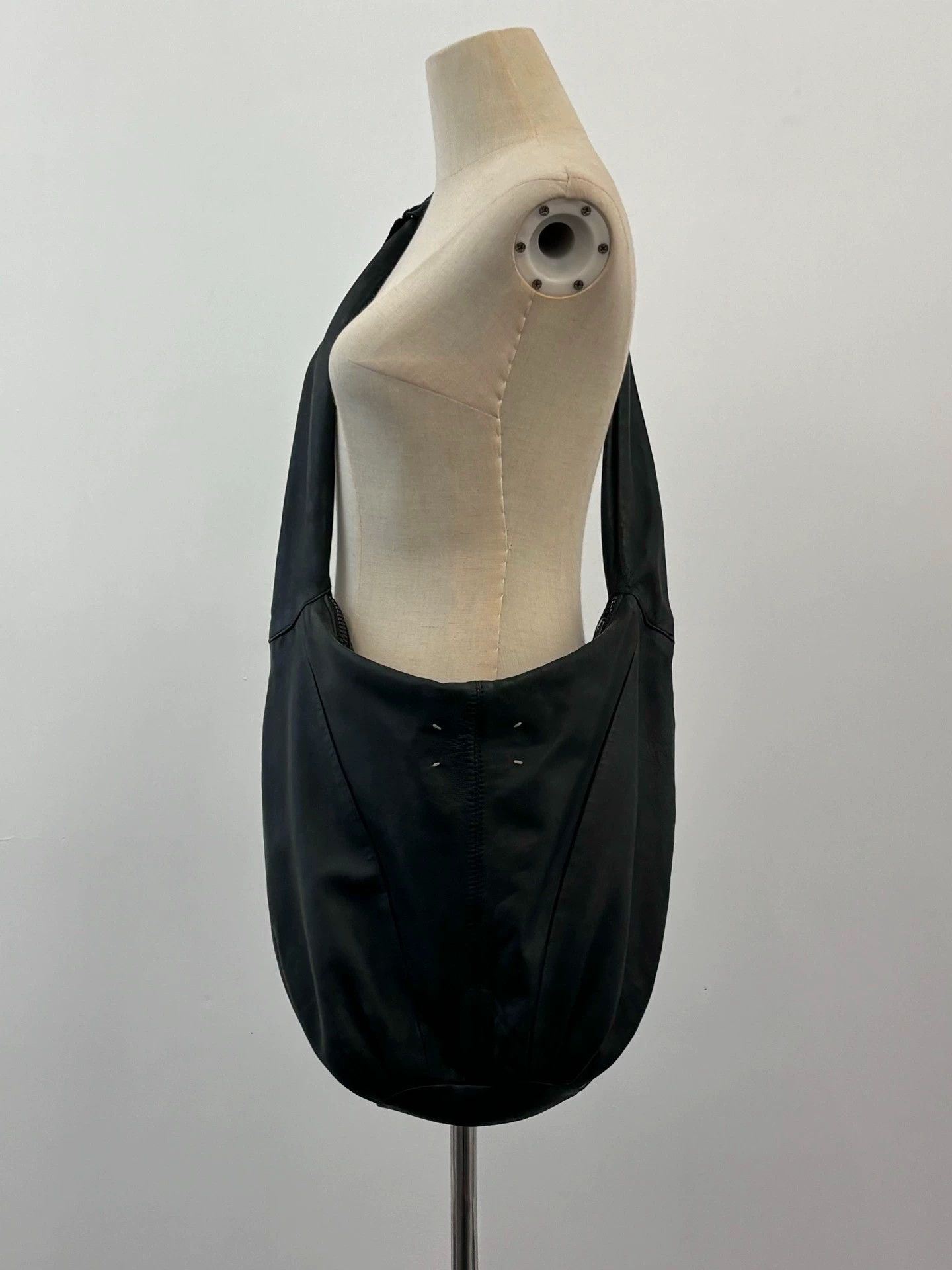 Maison Margiela Maison Margiela 00S Croissant Bag Black Lambskin Size ONE SIZE - 5 Thumbnail