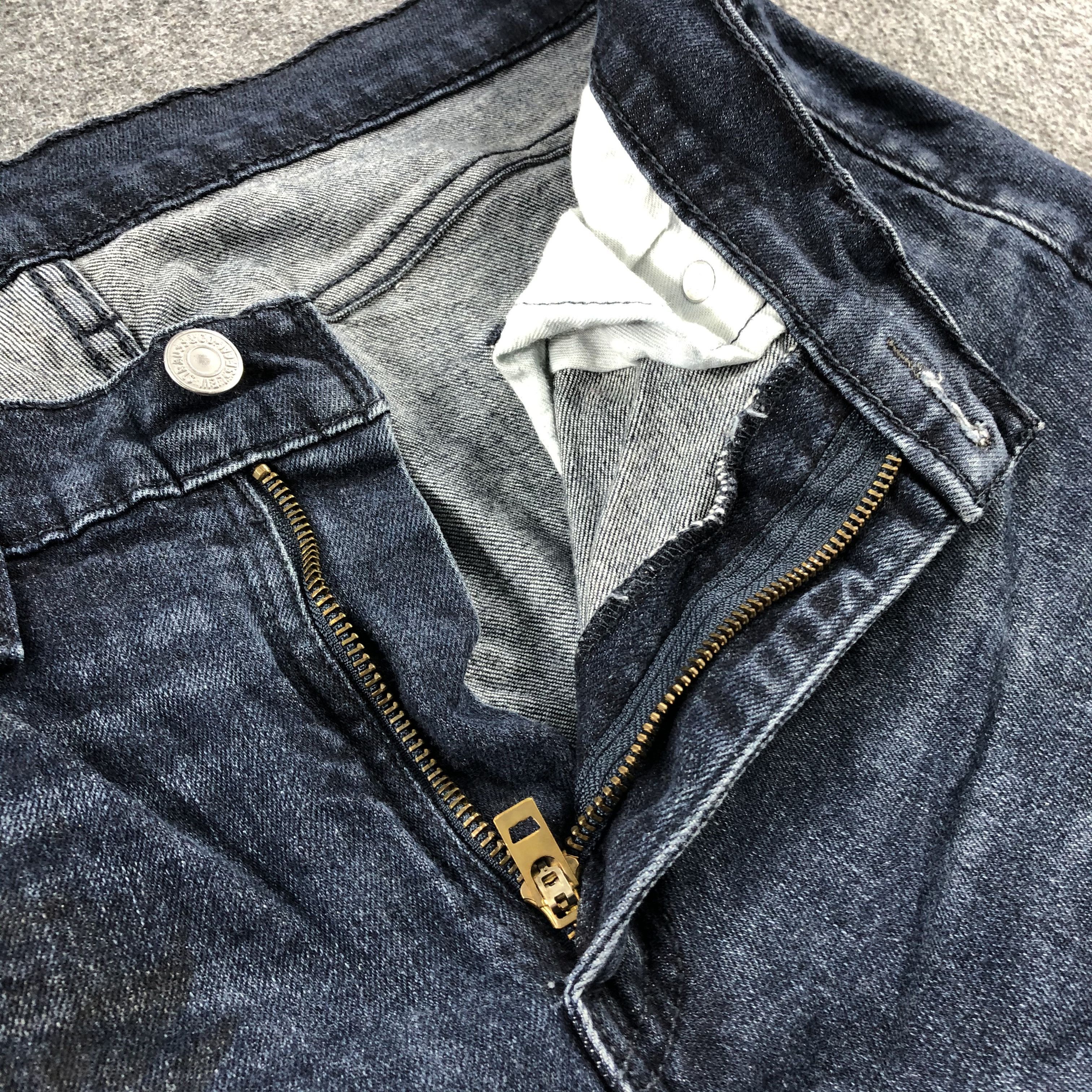 Levi's Vintage Blue Wash Levis 514 Jeans-J2484 Size US 35 - 8 Thumbnail