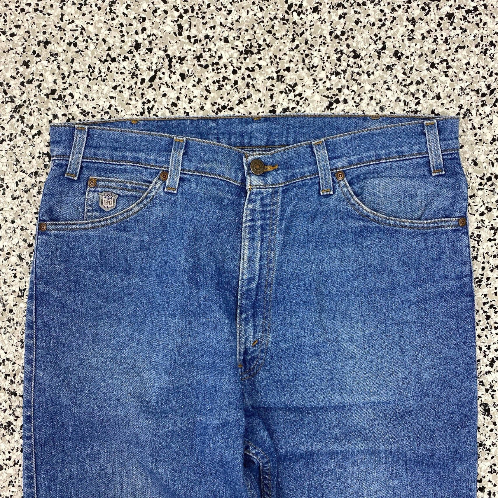 Levi's VINTAGE Levi’s Silver Medal Tab Jeans Men’s 36x32 35x29 Light Wash USA Made Denim Cotton Polyester Blue Regular Mens Jeans Size US 35 - 3 Thumbnail