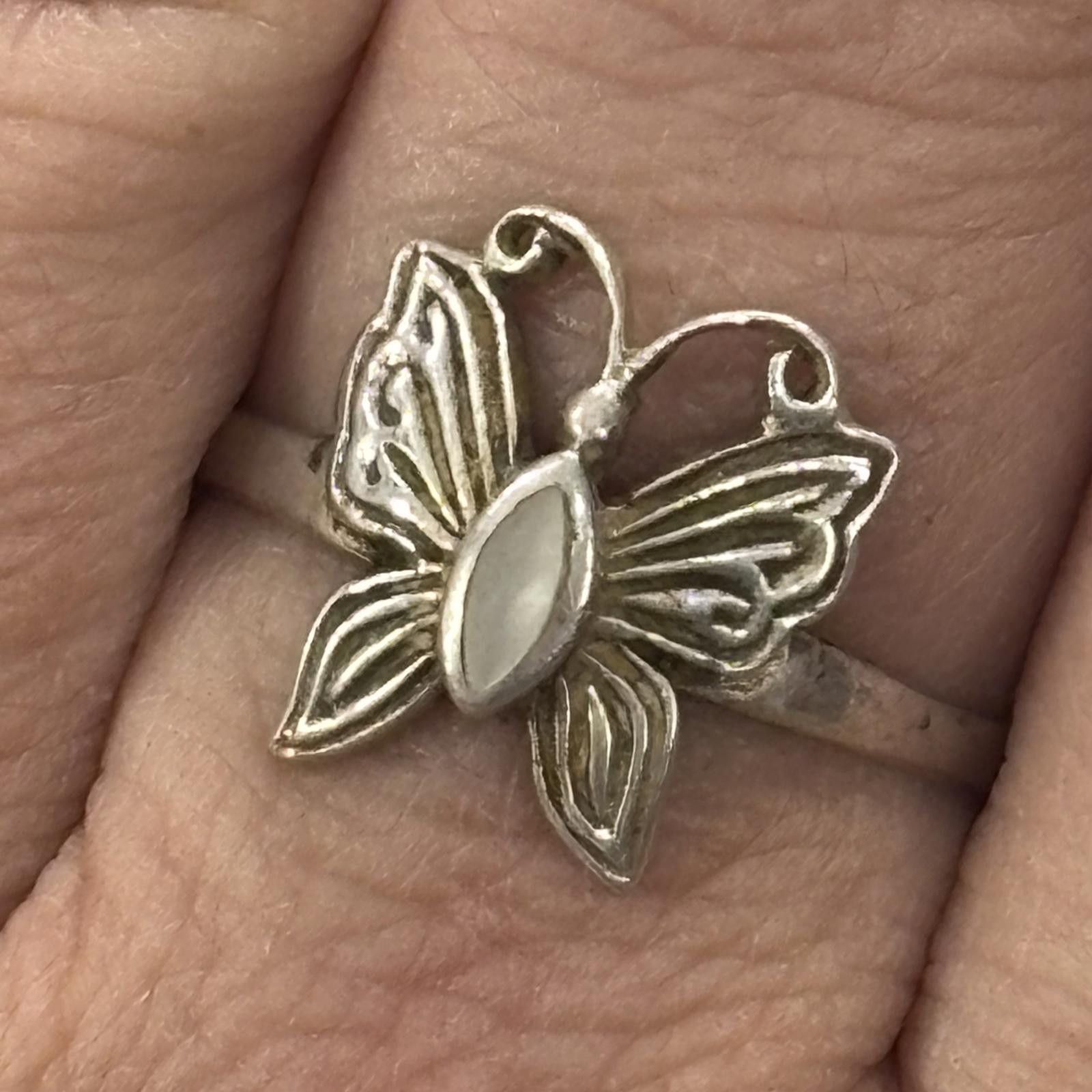 Other Vtg Sterling butterfly ring with mother of pearl inlay sz 9 Size ONE SIZE - 4 Thumbnail