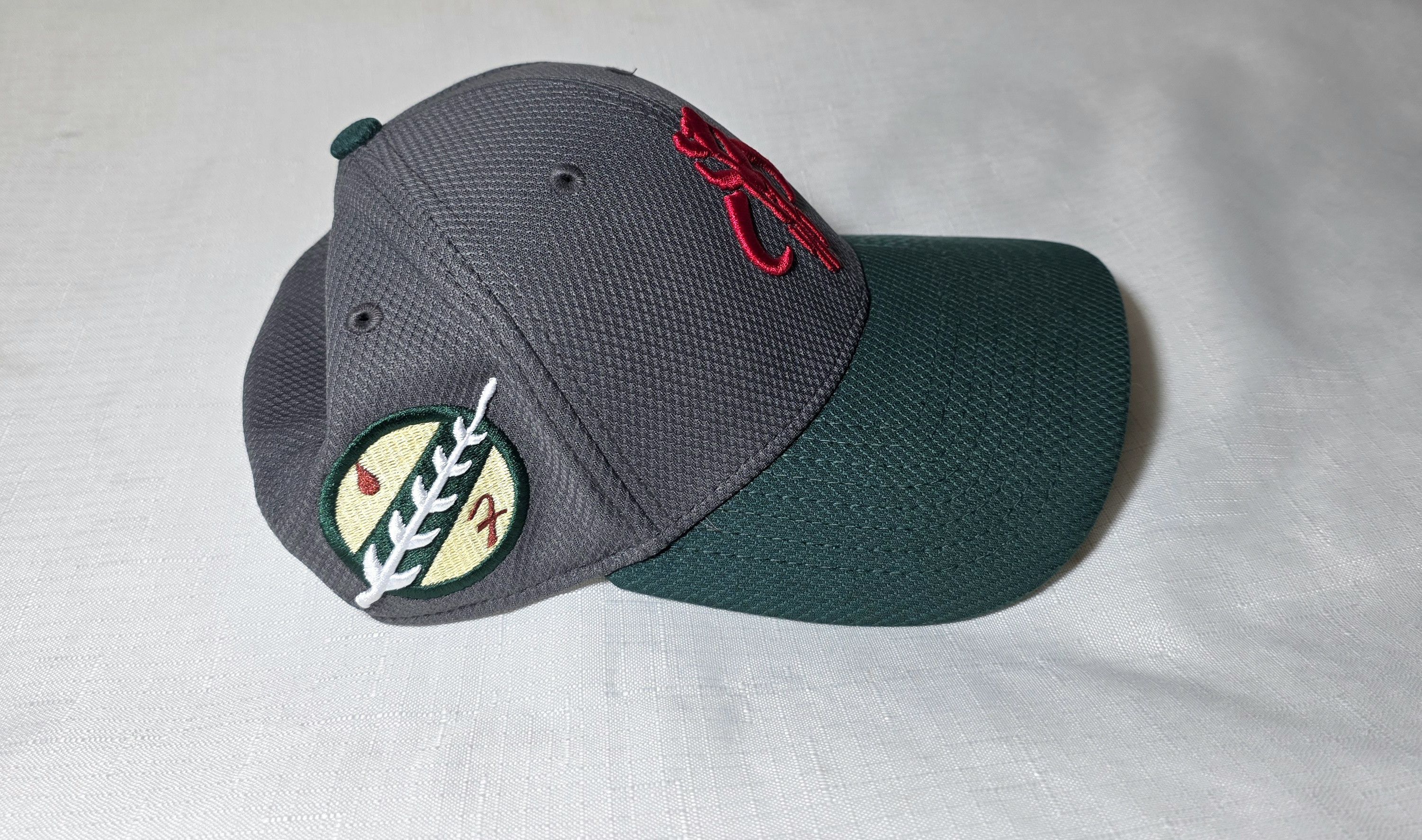 New Era Star Wars X New Era Rare Mandalorian "Brothers All" Hat Size ONE SIZE - 2 Thumbnail