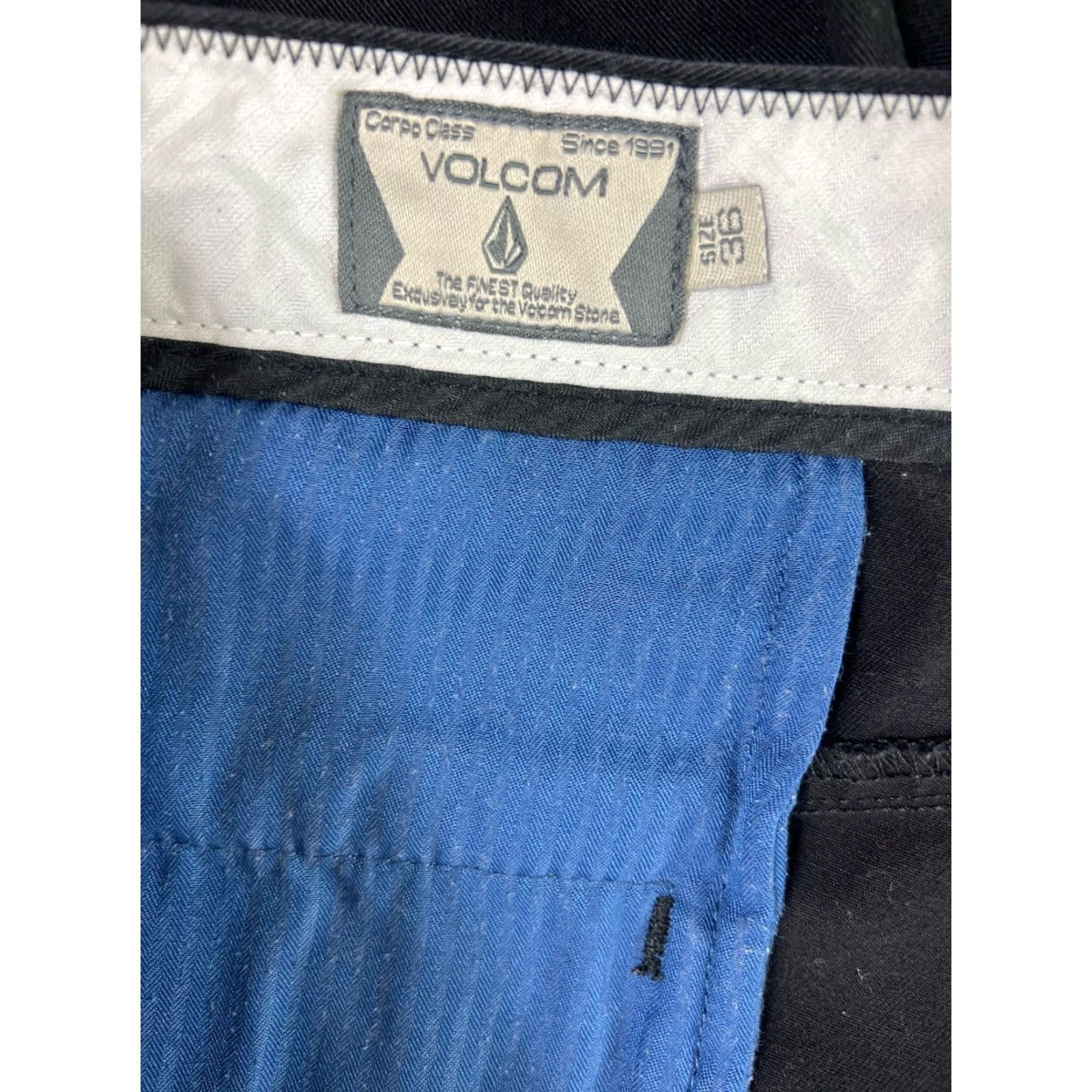 Volcom Mens Volcom Stone Chino Shorts Black 36 Flat Front Casual Cotton Logo Skate Size US 36 / EU 52 - 5 Thumbnail