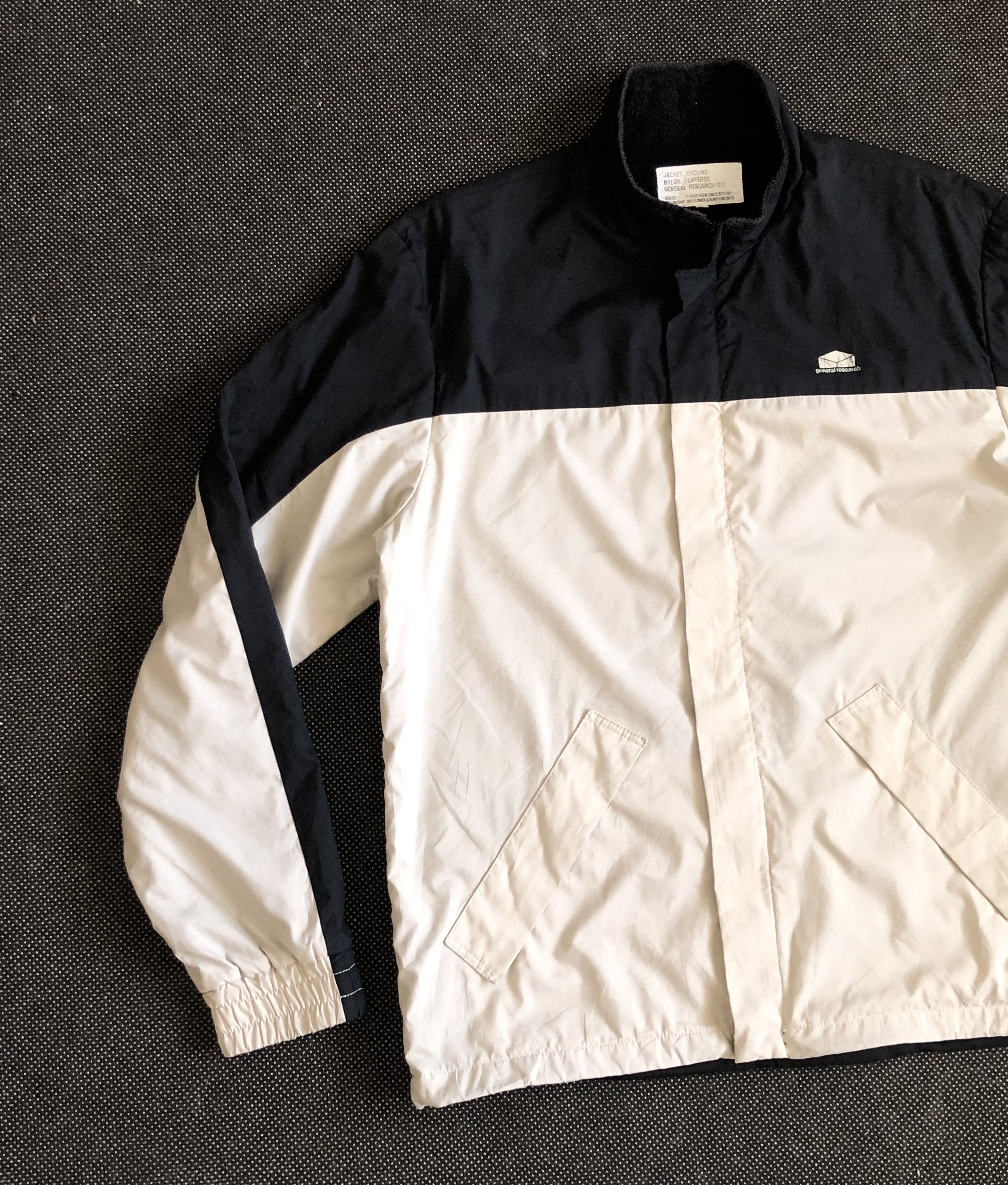 General Research RARE🔥SS2003 CYCLING 2-LAYER NYLON JACKET DISTRESS Size US L / EU 52-54 / 3 - 5 Thumbnail