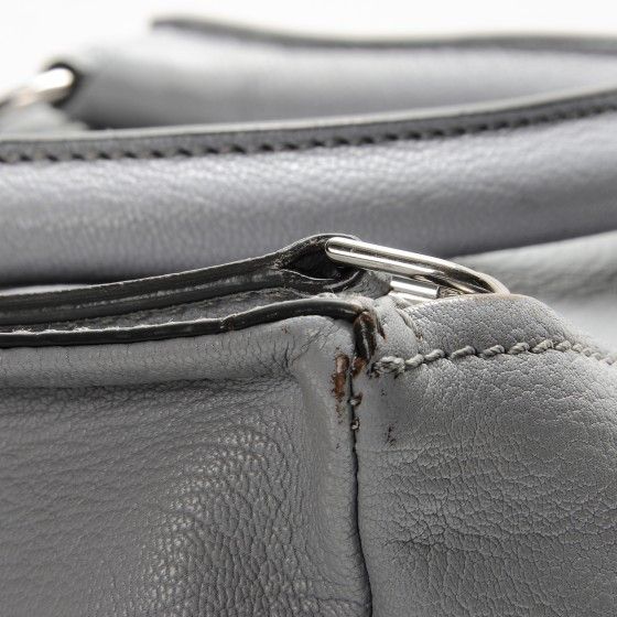 Givenchy o1loc1c0824 Size: OS / Shoulder Bag in Pearl Grey Size ONE SIZE - 8 Thumbnail