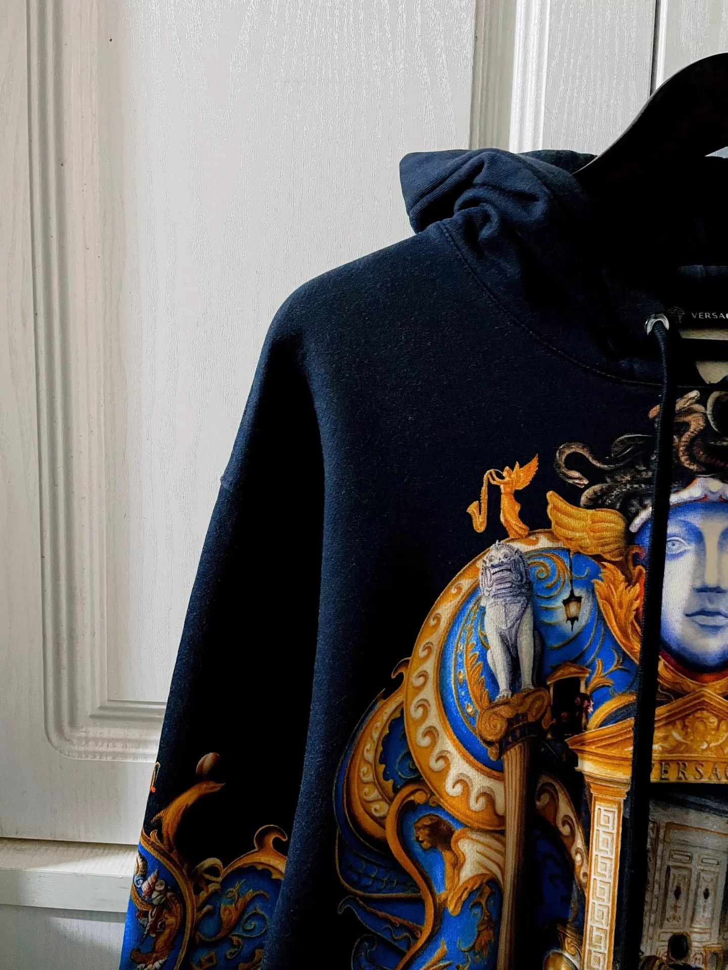 Versace Versace Medusa Ocean Maze Print Hoodie 95 New Size L Size US L / EU 52-54 / 3 - 5 Thumbnail