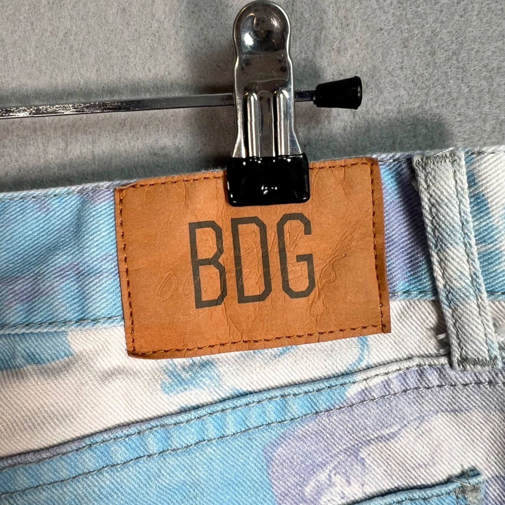 Bdg BDG Cowgirl Jean 27 Blue Abstract Statue Print Straight Leg Denim Pants Womens Size 27" / US 4 / IT 40 - 3 Thumbnail