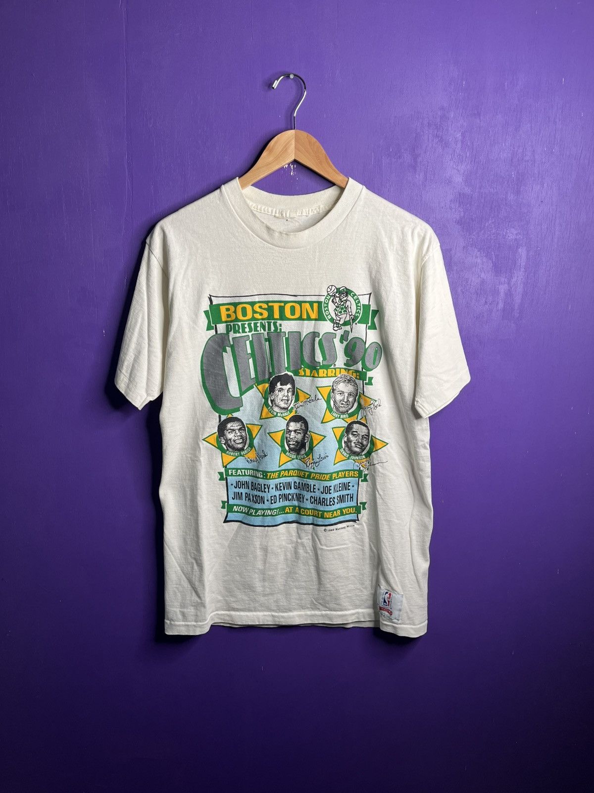 Vintage 1990 Nutmeg Boston Celtics stars t-shirt