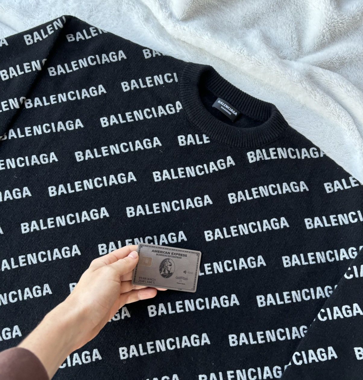 Balenciaga Balenciaga Black/White All Over Wool Sweater Size US XL / EU 56 / 4 - 2 Thumbnail