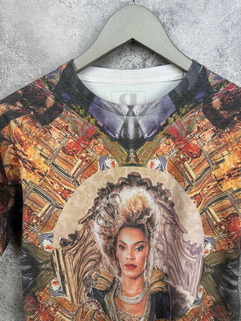 Beyonce Beyonce Renaissance Tour Baroque All Over Print T-Shirt Size US M / EU 48-50 / 2 - 4 Thumbnail