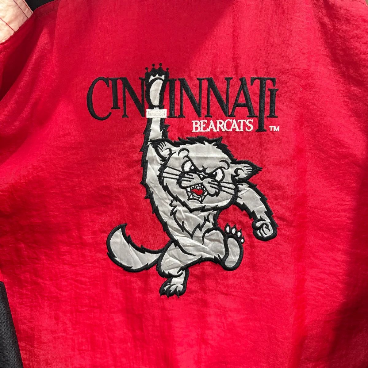 Starter Vintage Cincinnati Bearcats Starter Pullover Puffer Jacket Size US S / EU 44-46 / 1 - 6 Thumbnail