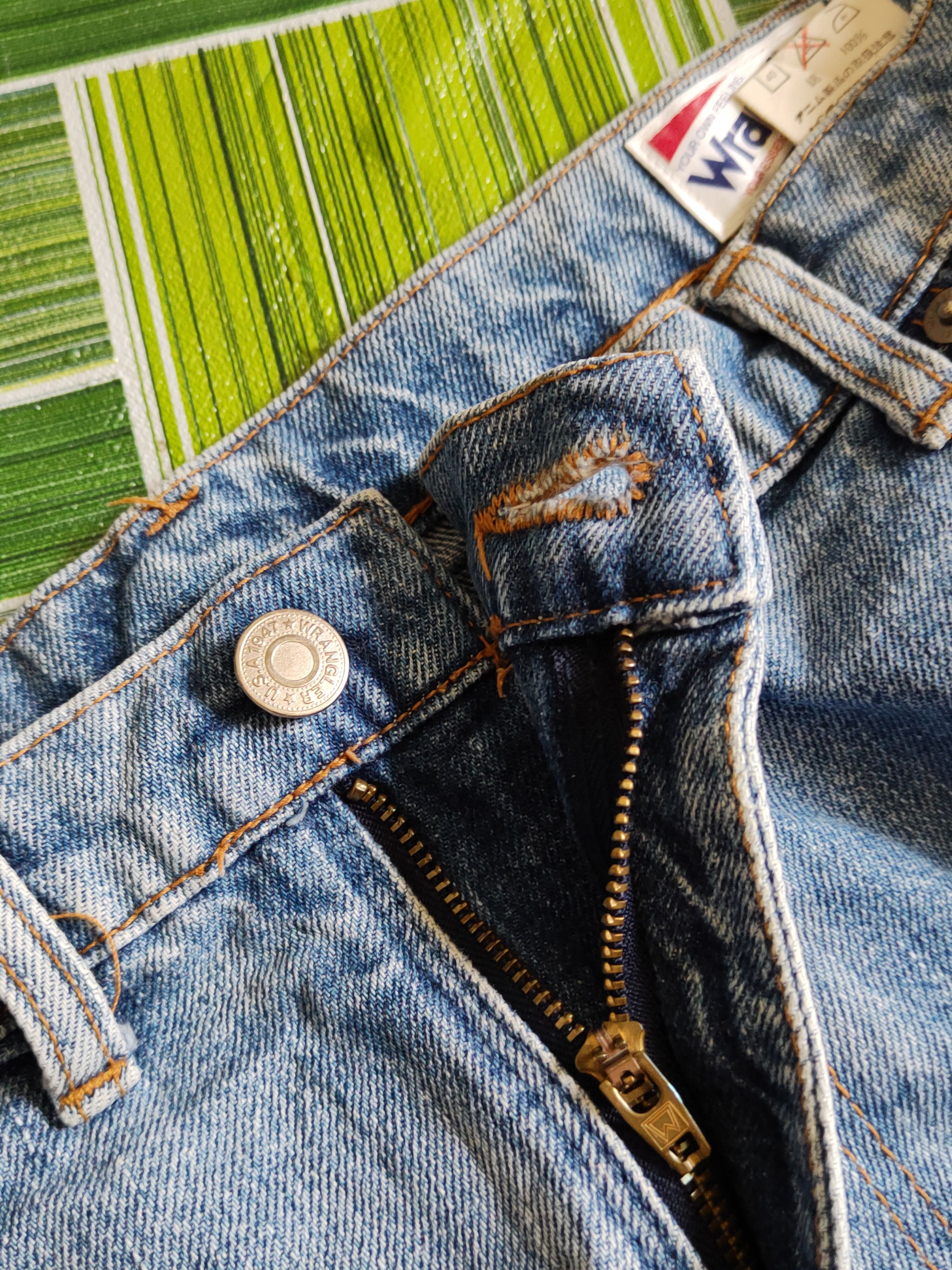 Faded Glory Wrangler Blue Faded jeans vintage Denim #S1480 Size US 41 - 13 Thumbnail