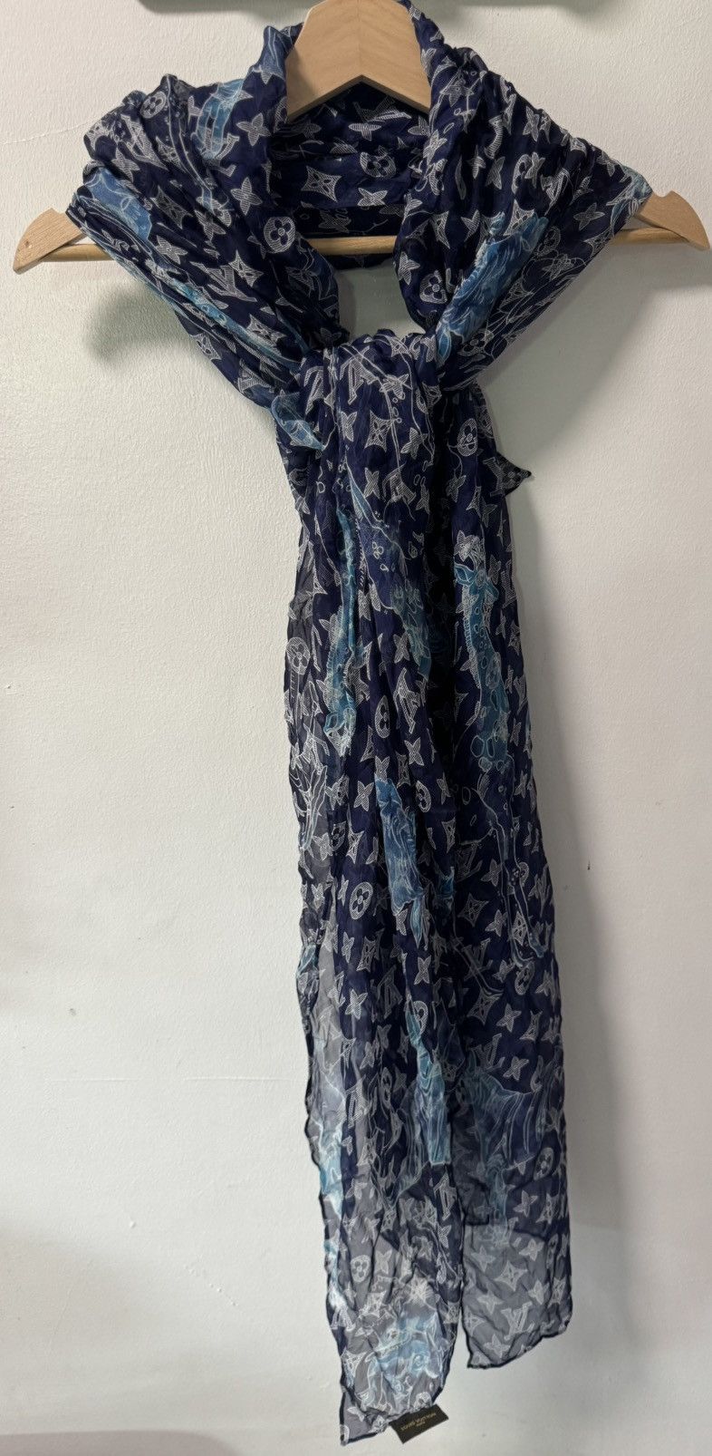 Louis Vuitton Louis vuitton silk monogram scarf Size ONE SIZE - 2 Thumbnail