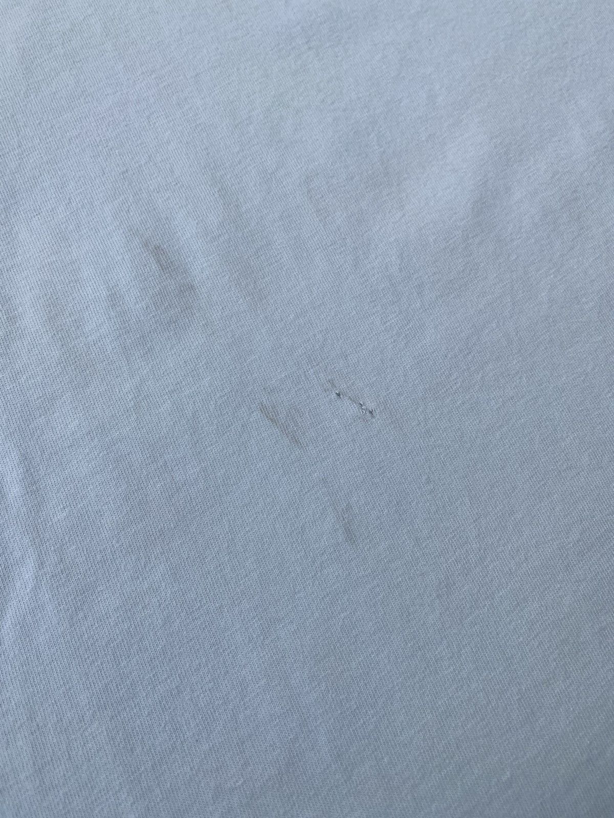 Kaws Uniqlo Kaws Distressed Tees Size US XL / EU 56 / 4 - 10 Thumbnail