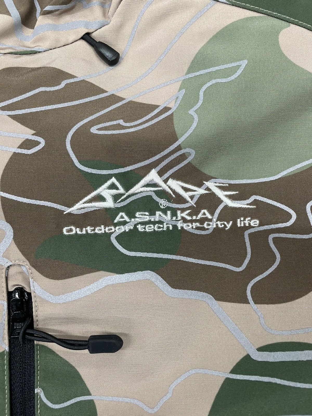 Bape Layered Line Camo Shell Jacket Size US L / EU 52-54 / 3 - 4 Thumbnail