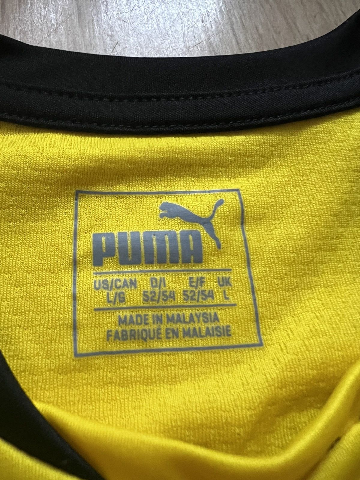 Puma 2017-18 BVB Borussia Dortmund Puma Training L/S Shirt Jersey Size US L / EU 52-54 / 3 - 13 Thumbnail