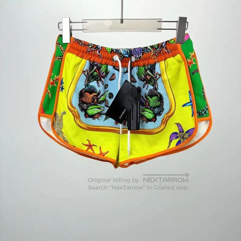 Versace Versace Multi-Color Women's Shorts . Size 24" / US 00 / IT 34 - 1 Thumbnail