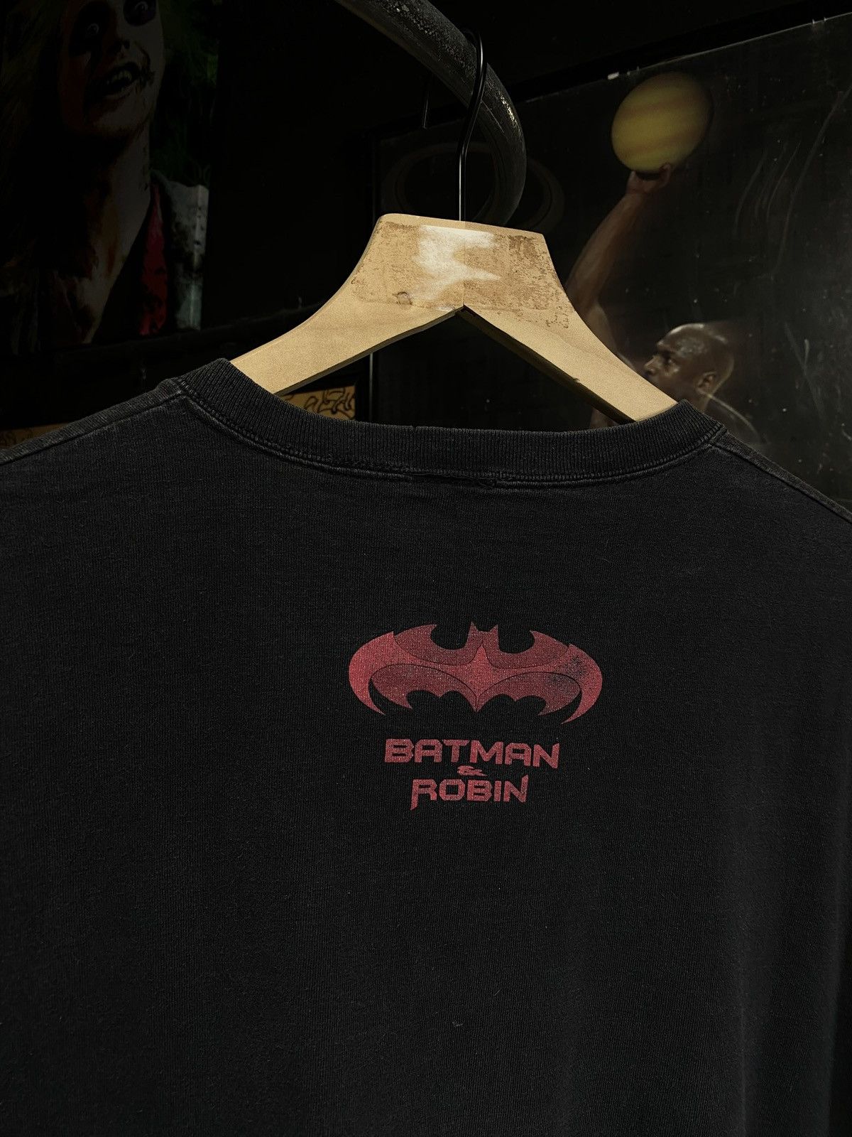 Vintage Vintage 90’s Batman & Robin T-Shirt Vtg Movie Tee XLarge Size US XL / EU 56 / 4 - 5 Thumbnail