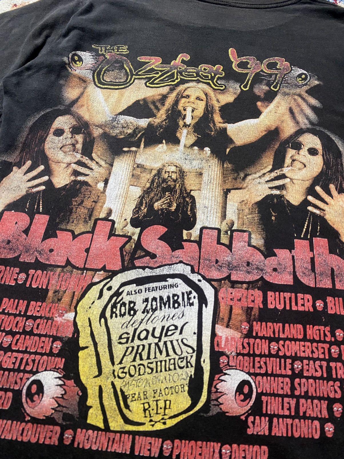 Band Tees Vintage Black Sabbath Ozzfest 99 Delta Pro Weight SS Tees M Size US M / EU 48-50 / 2 - 4 Thumbnail