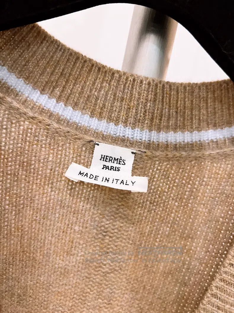 Hermes Hermes Camel Color Snowflake Cashmere Cardigan Size XXS / US 00 / IT 34 - 8 Thumbnail