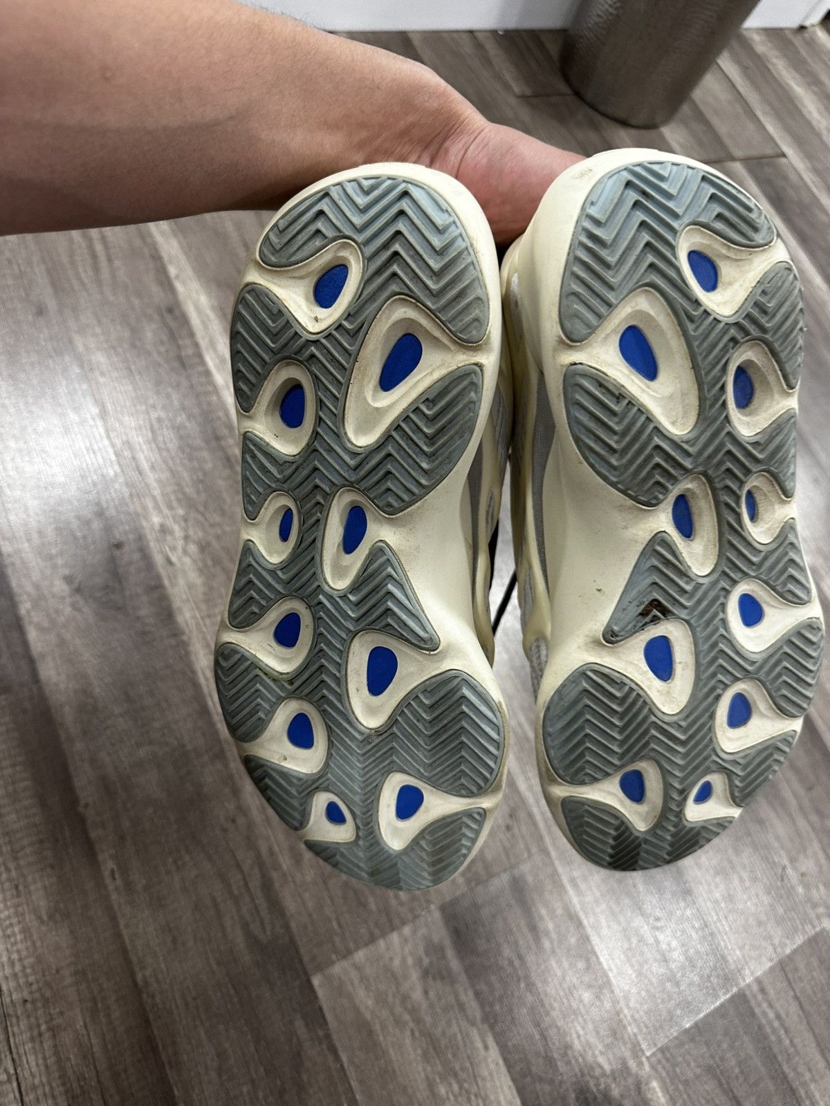 Yeezy Yeezy 700 V3 Azael Size US 10.5 / EU 43-44 - 5 Thumbnail