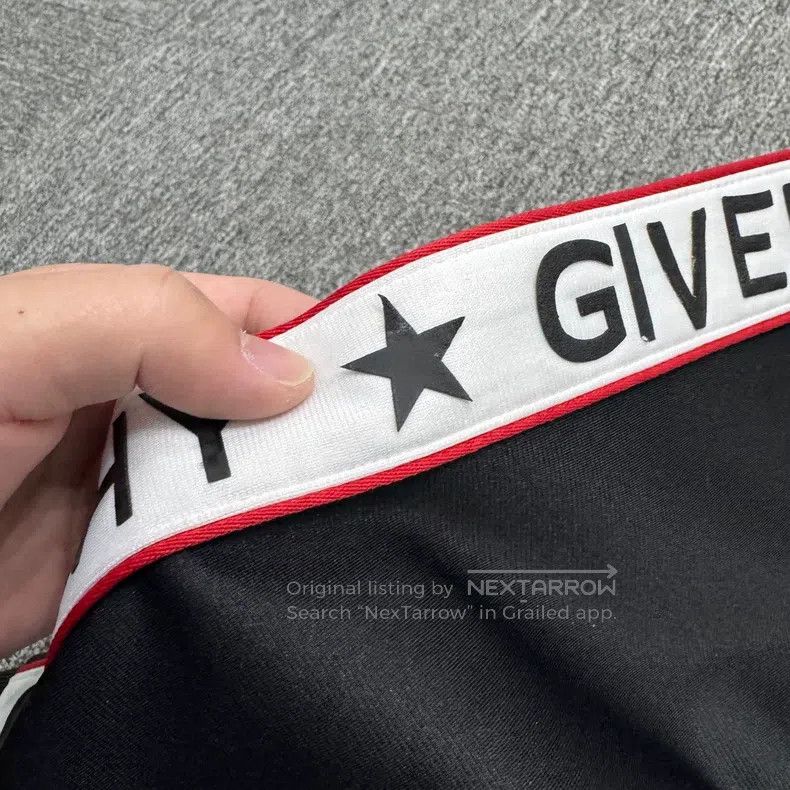 Givenchy Givenchy Striped Letter Jacket Size US S / EU 44-46 / 1 - 3 Thumbnail